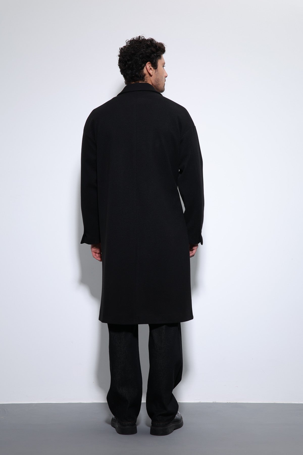 Kuşaklı Oversize Erkek Kaban