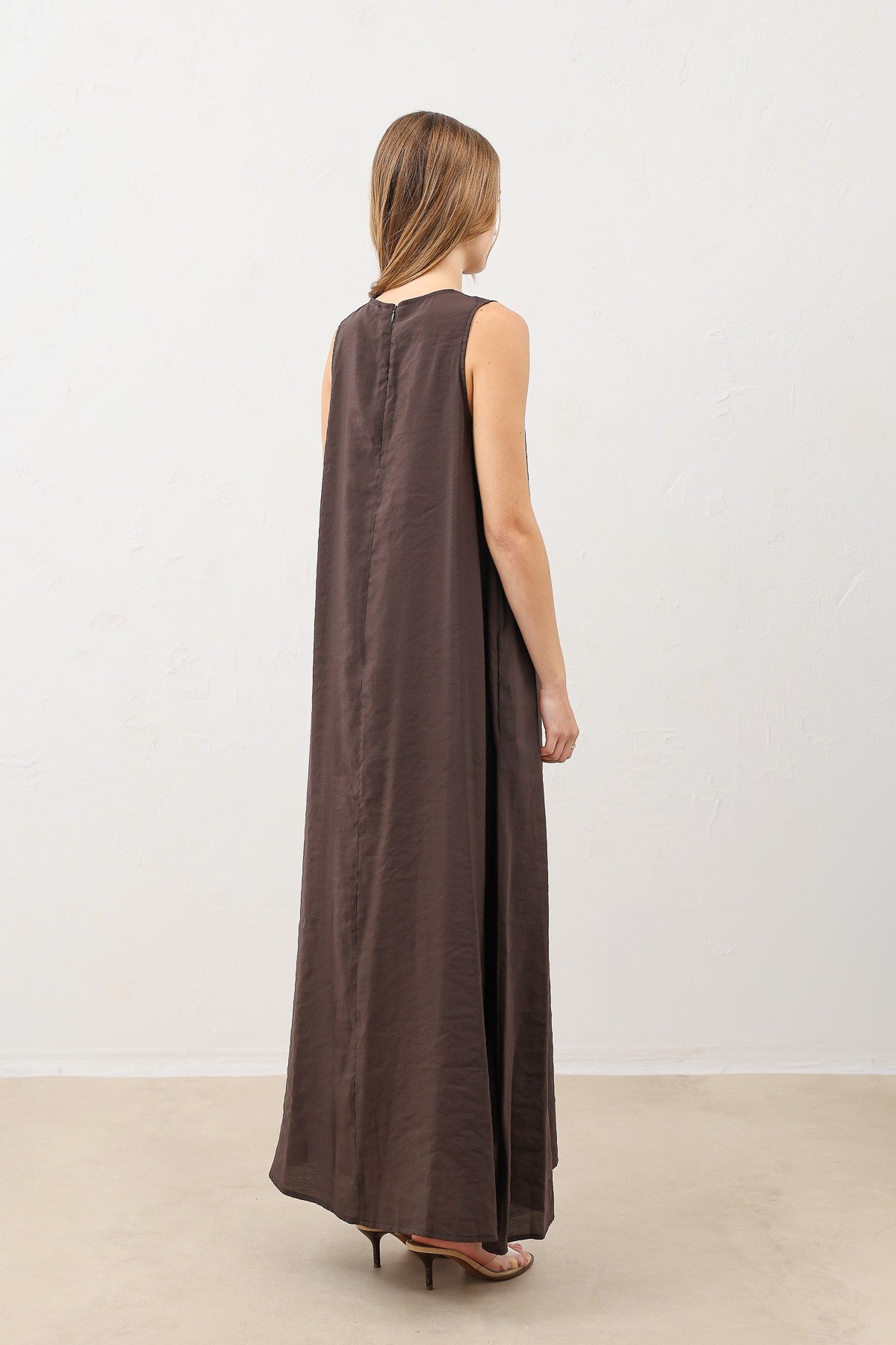 Antioch Dökümlü Halter Yaka Midi Elbise