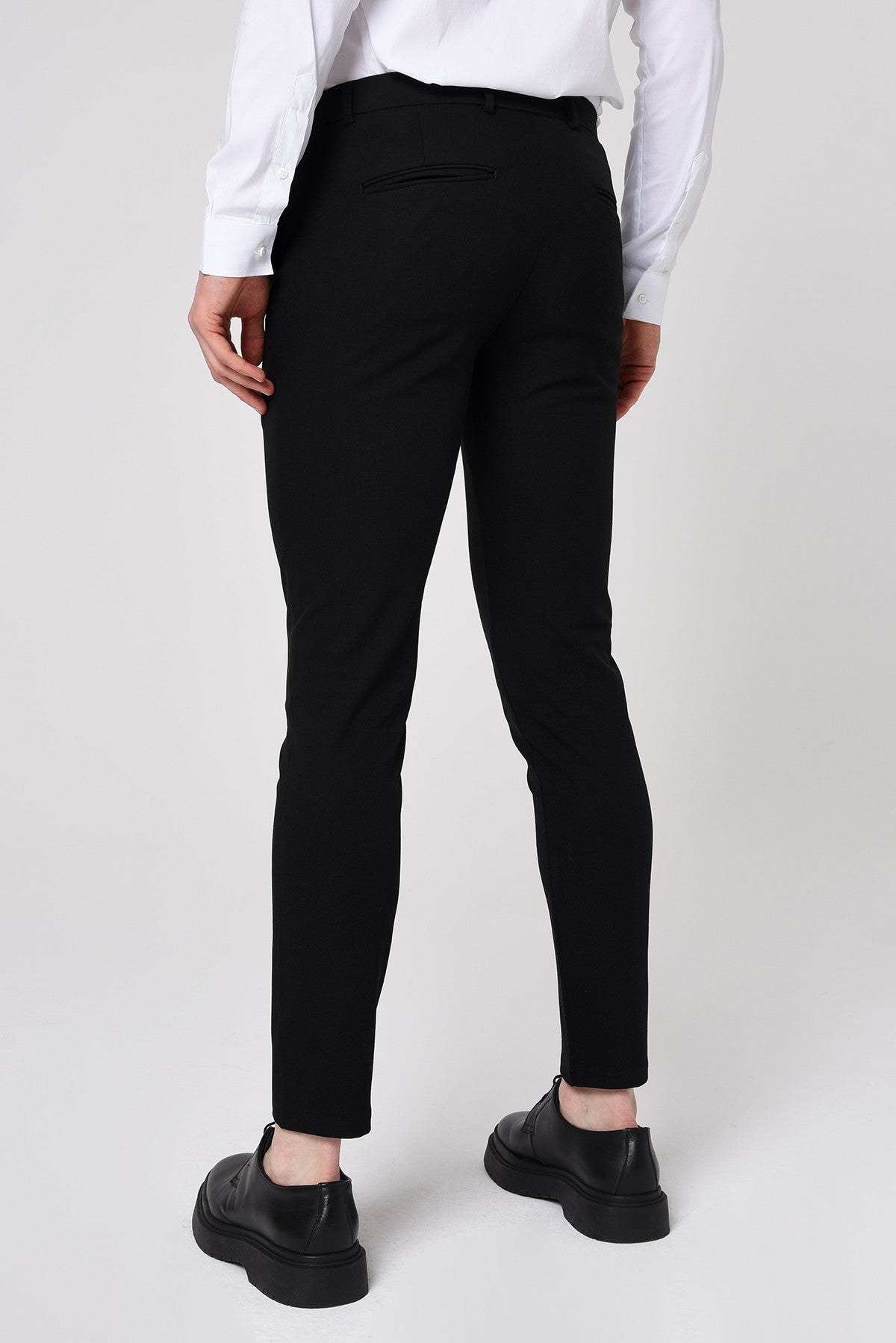 Erkek Slim Fit Düz Aksesuarlı Kumaş Pantolon
