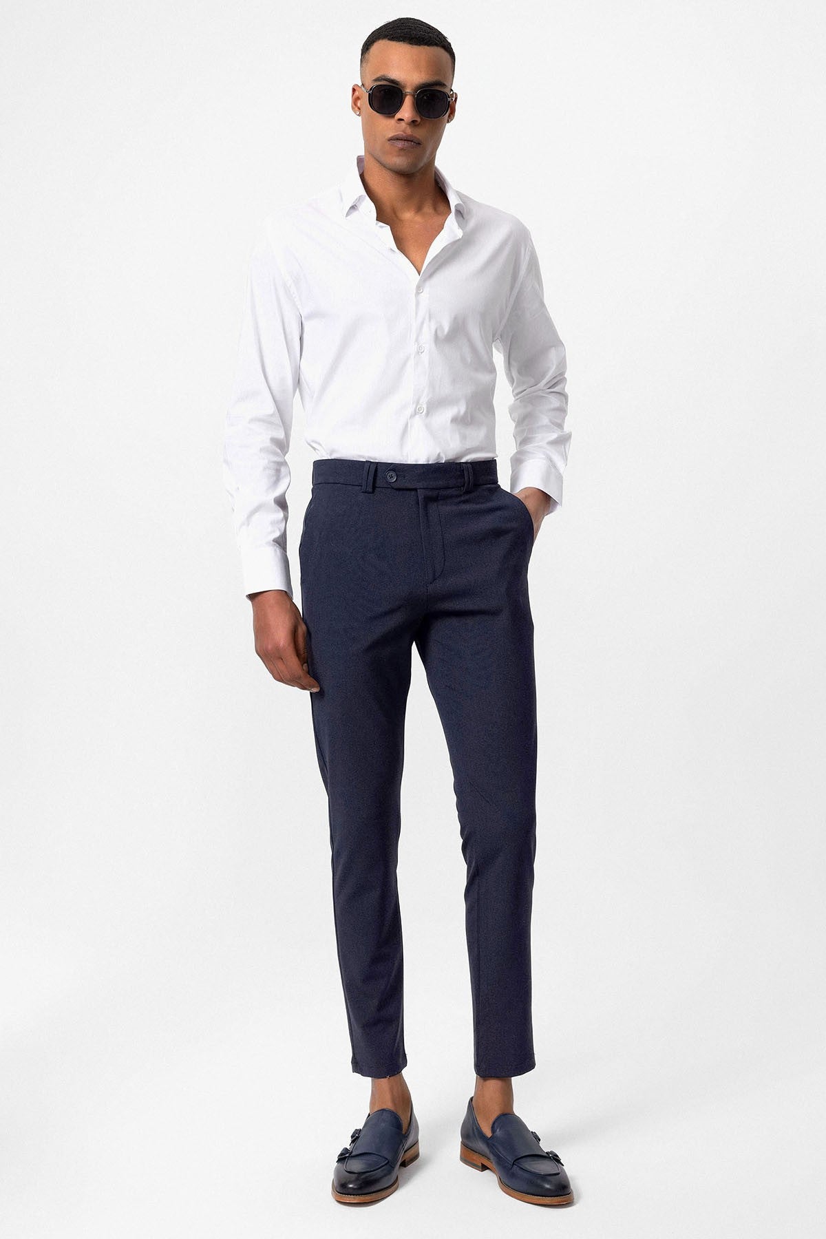 Erkek Slim Fit Düz Aksesuarlı Kumaş Pantolon