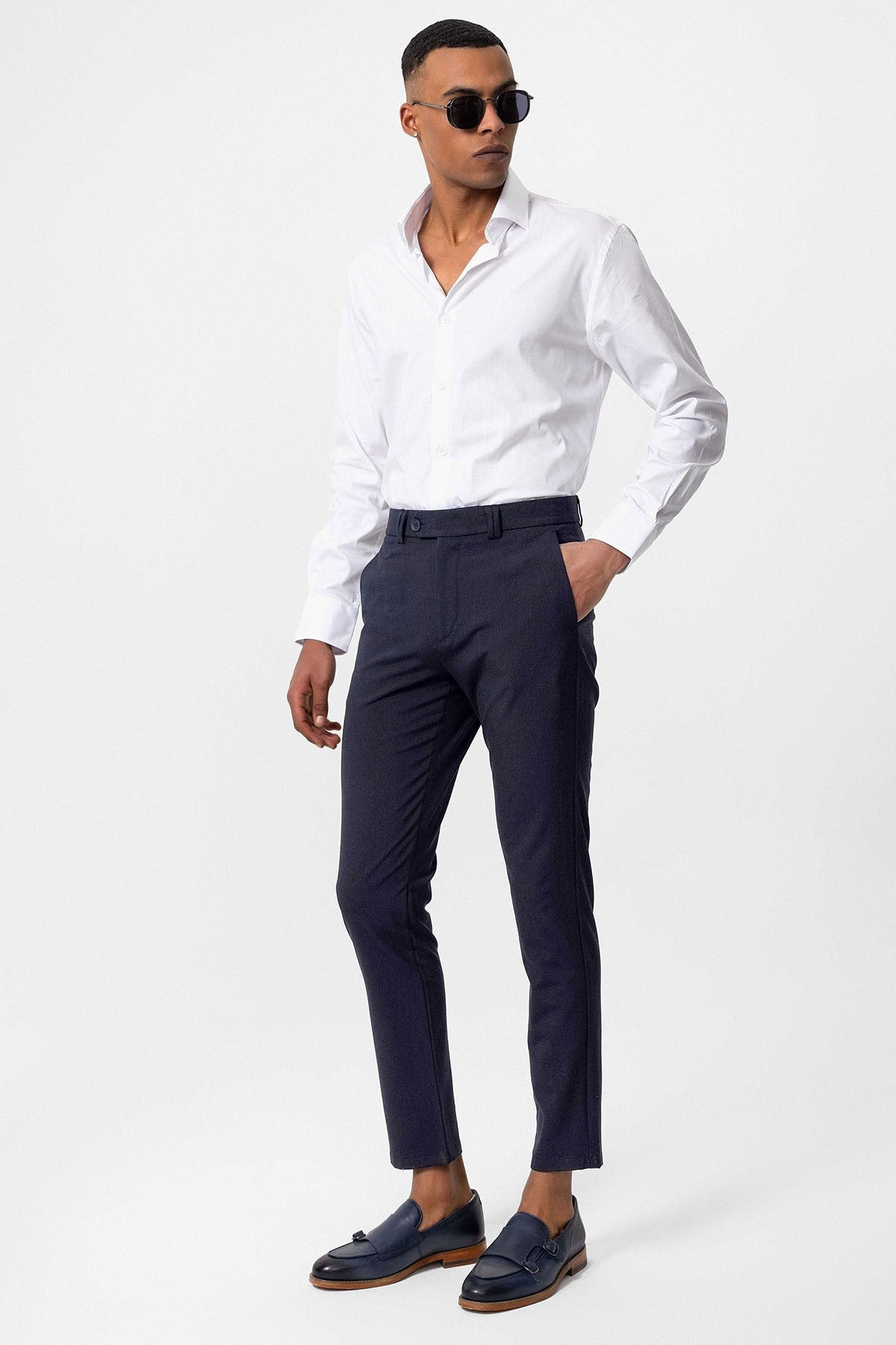 Erkek Slim Fit Düz Aksesuarlı Kumaş Pantolon