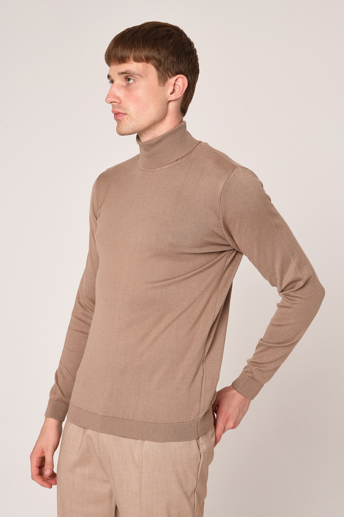 Antioch Yarım Balıkçı Yaka Slim Fit Triko Kazak