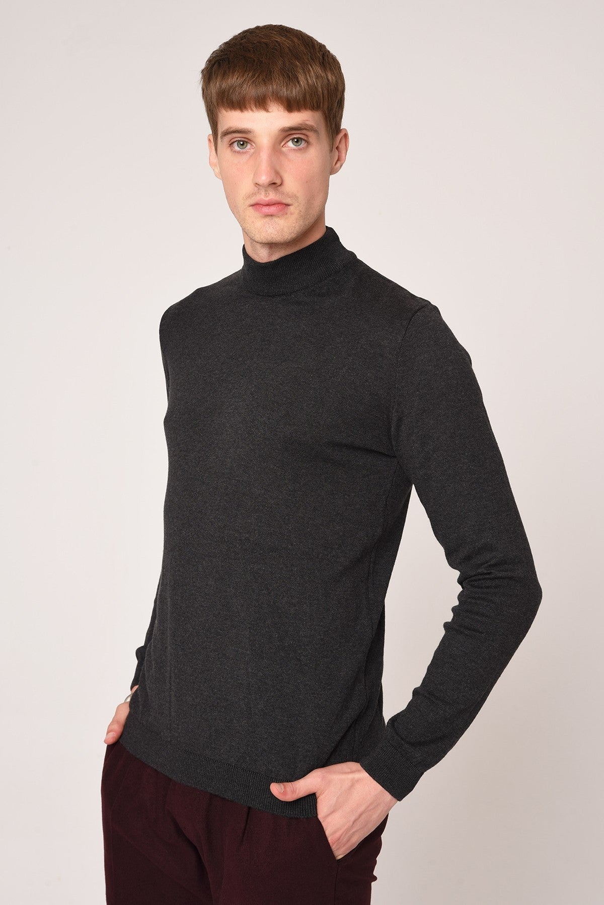 Antioch Yarım Balıkçı Yaka Slim Fit Triko Kazak