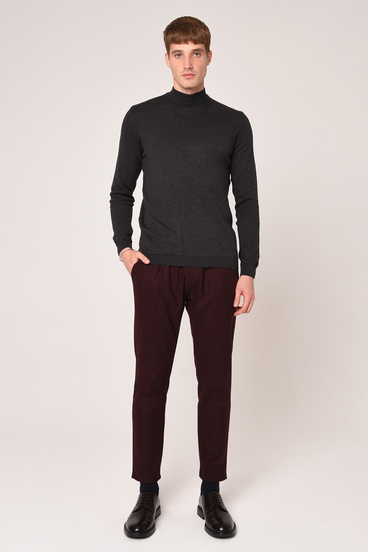 Antioch Yarım Balıkçı Yaka Slim Fit Triko Kazak