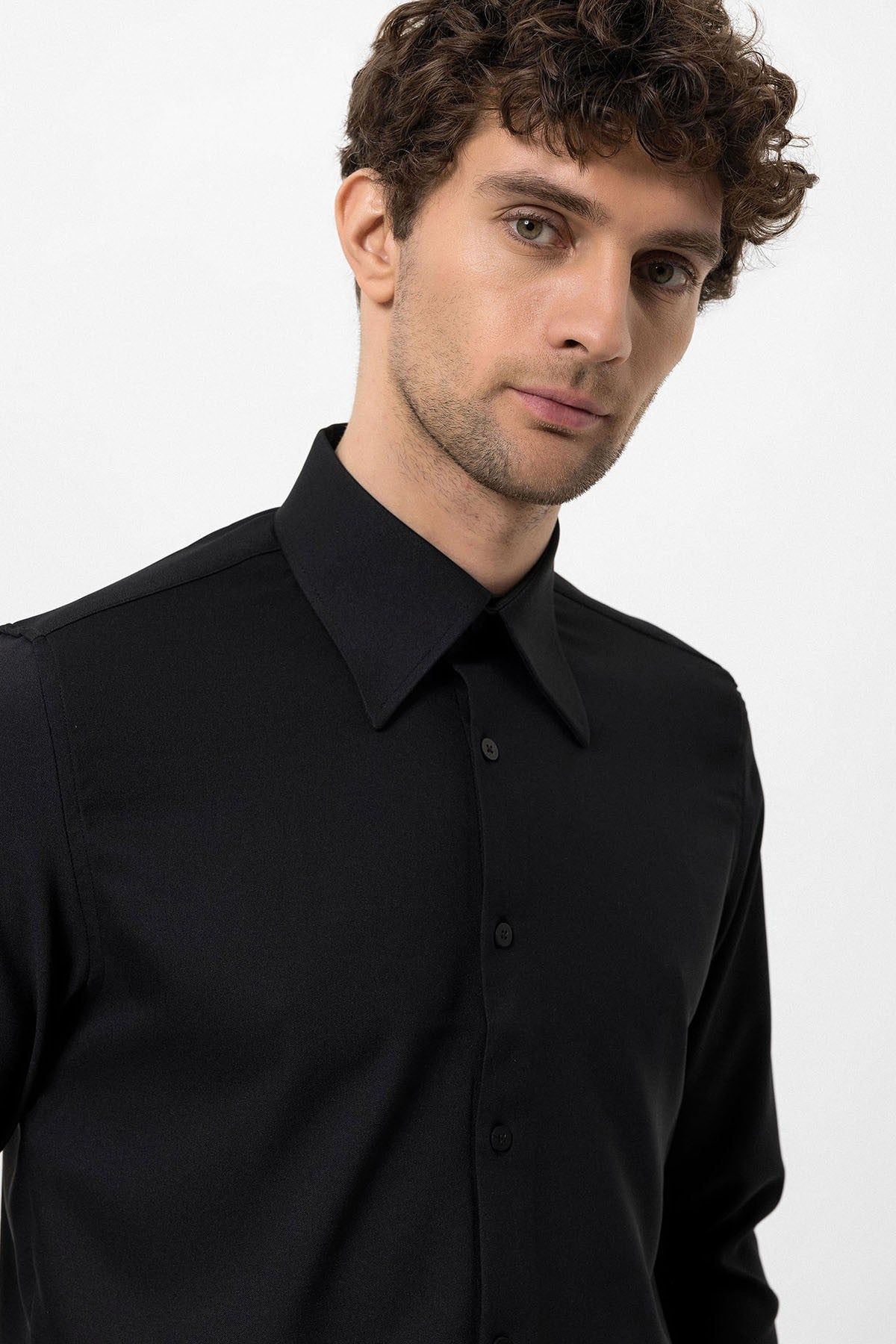 Antioch Slim Fit Erkek Uzun Kollu Geniş Yaka Gömlek