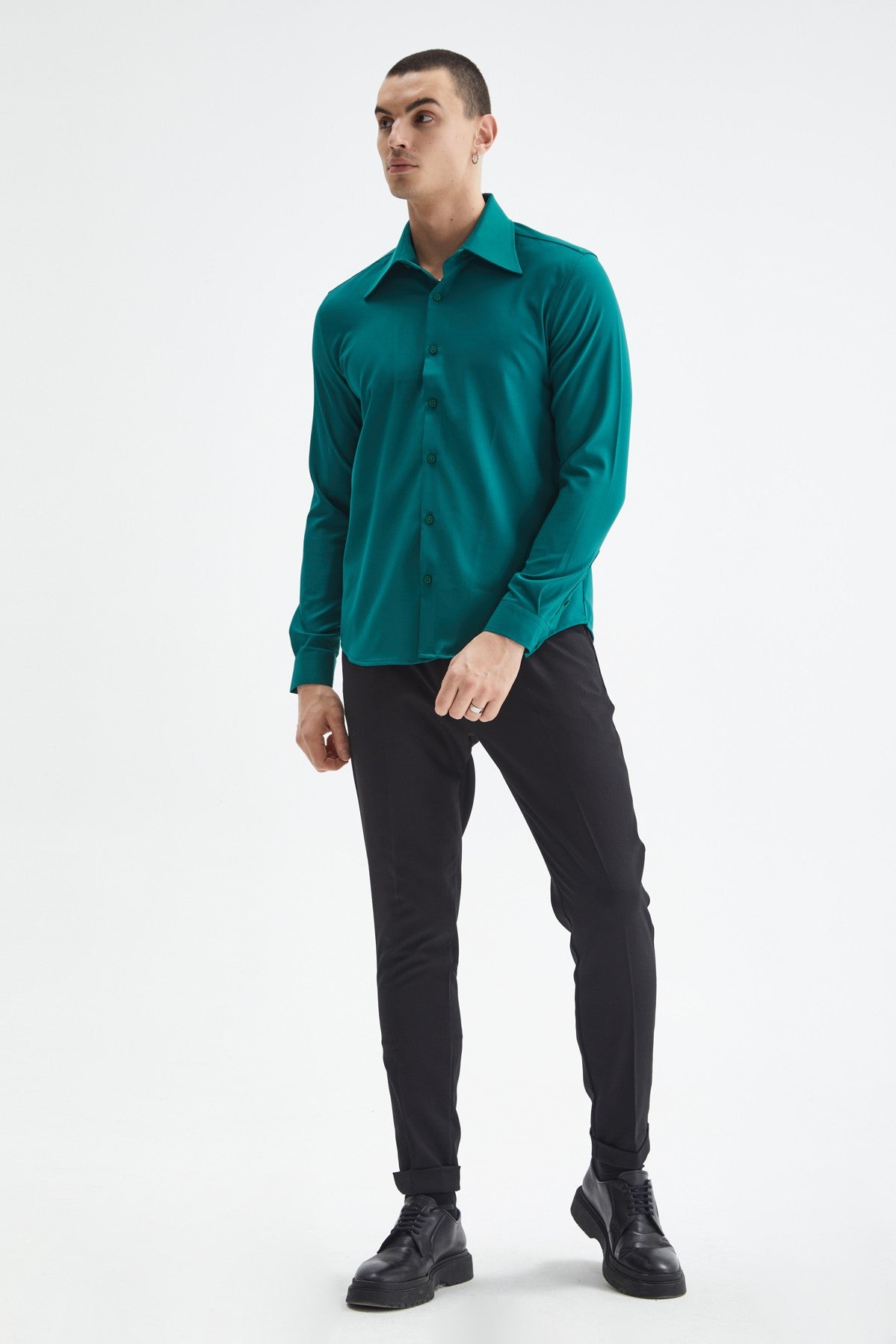 Antioch Slim Fit Erkek Uzun Kollu Geniş Yaka Gömlek