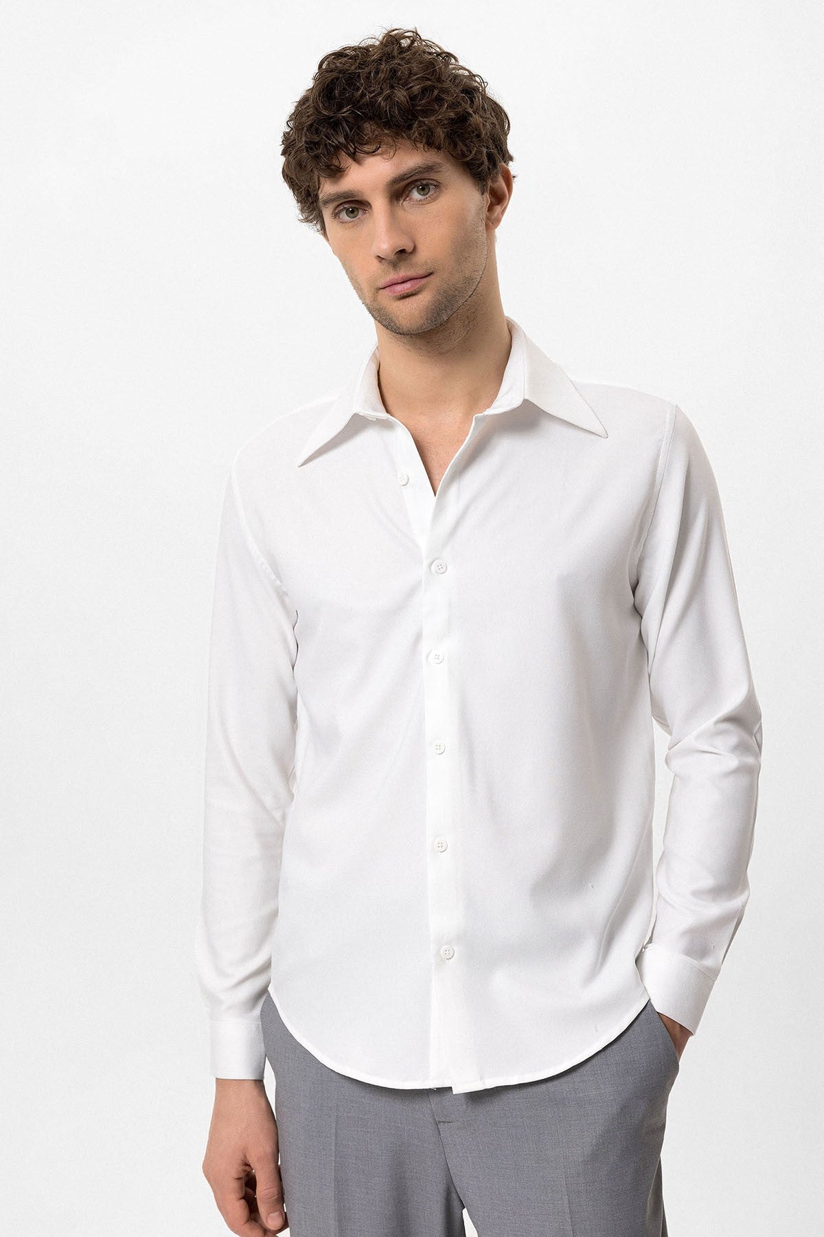 Antioch Slim Fit Erkek Uzun Kollu Geniş Yaka Gömlek