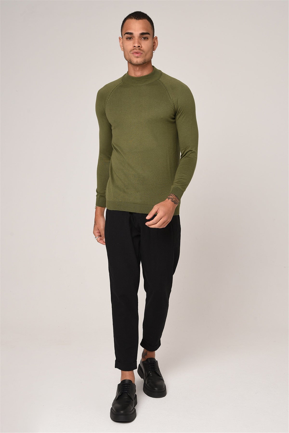 Yarım Balıkçı Yaka Slim Fit Triko Kazak
