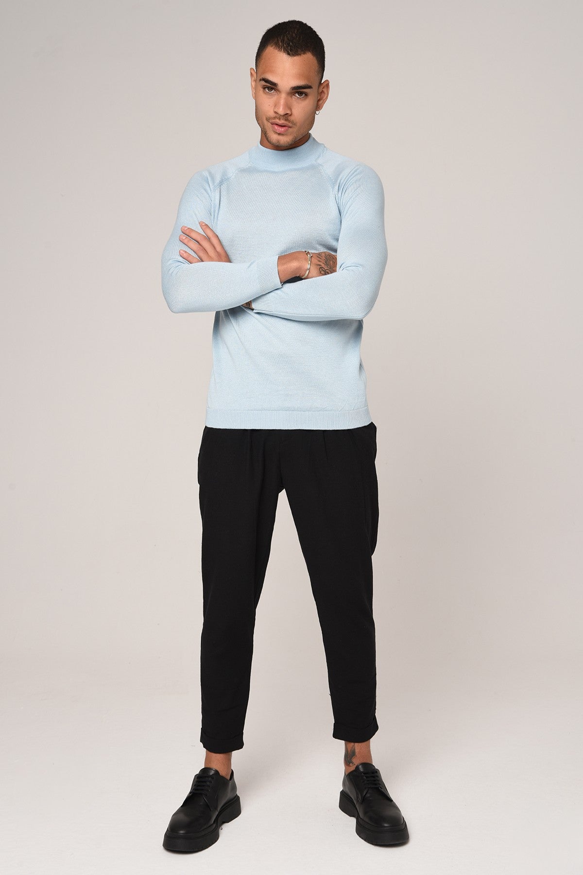 Yarım Balıkçı Yaka Slim Fit Triko Kazak