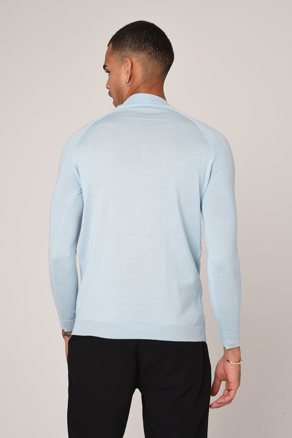 Yarım Balıkçı Yaka Slim Fit Triko Kazak