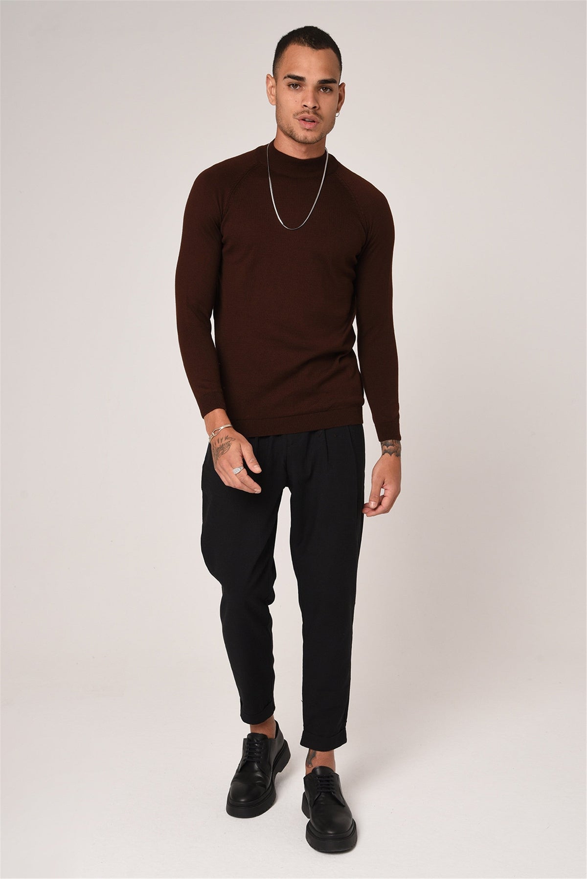 Yarım Balıkçı Yaka Slim Fit Triko Kazak