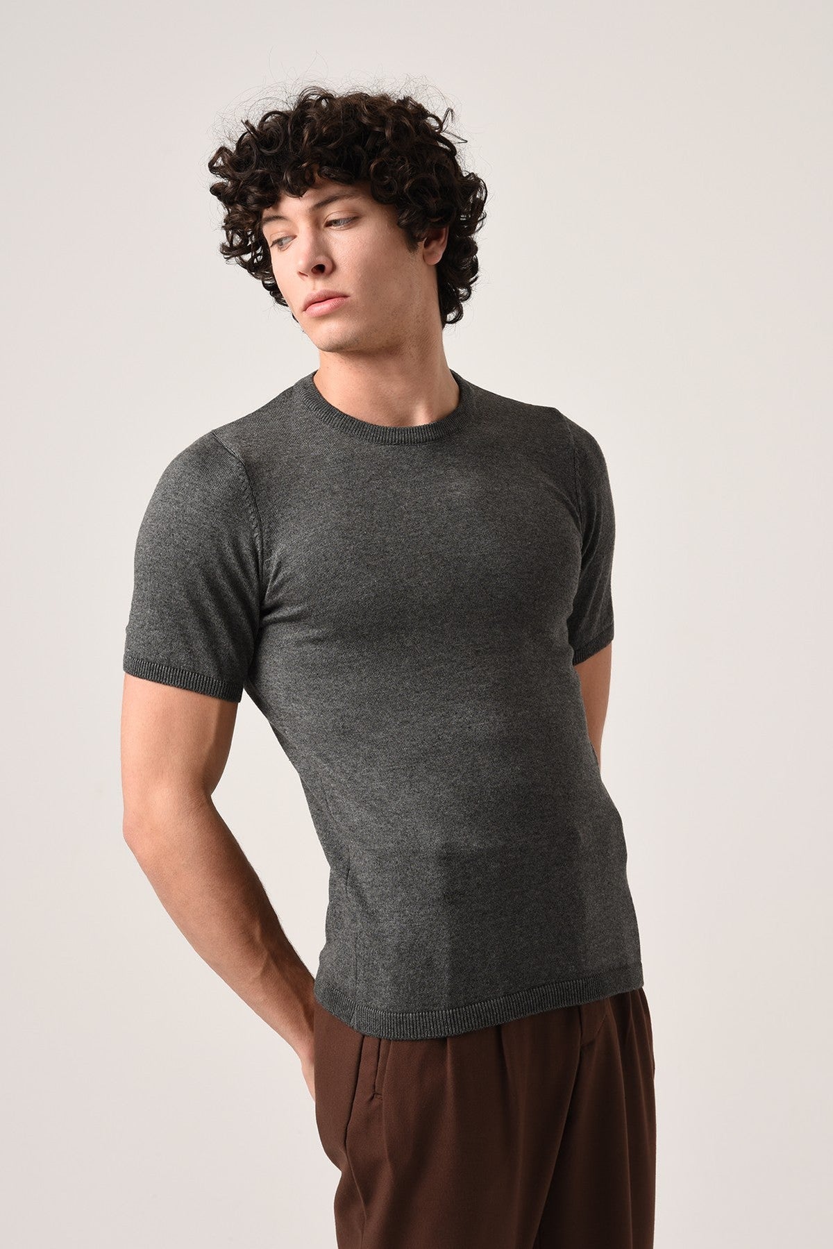 Antioch Bisiklet Yaka Triko T-Shirt