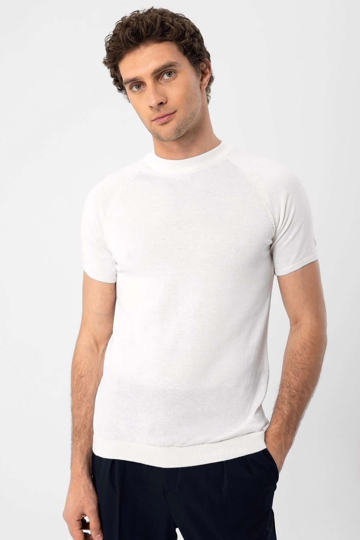 Antioch Bisiklet Yaka Triko T-Shirt
