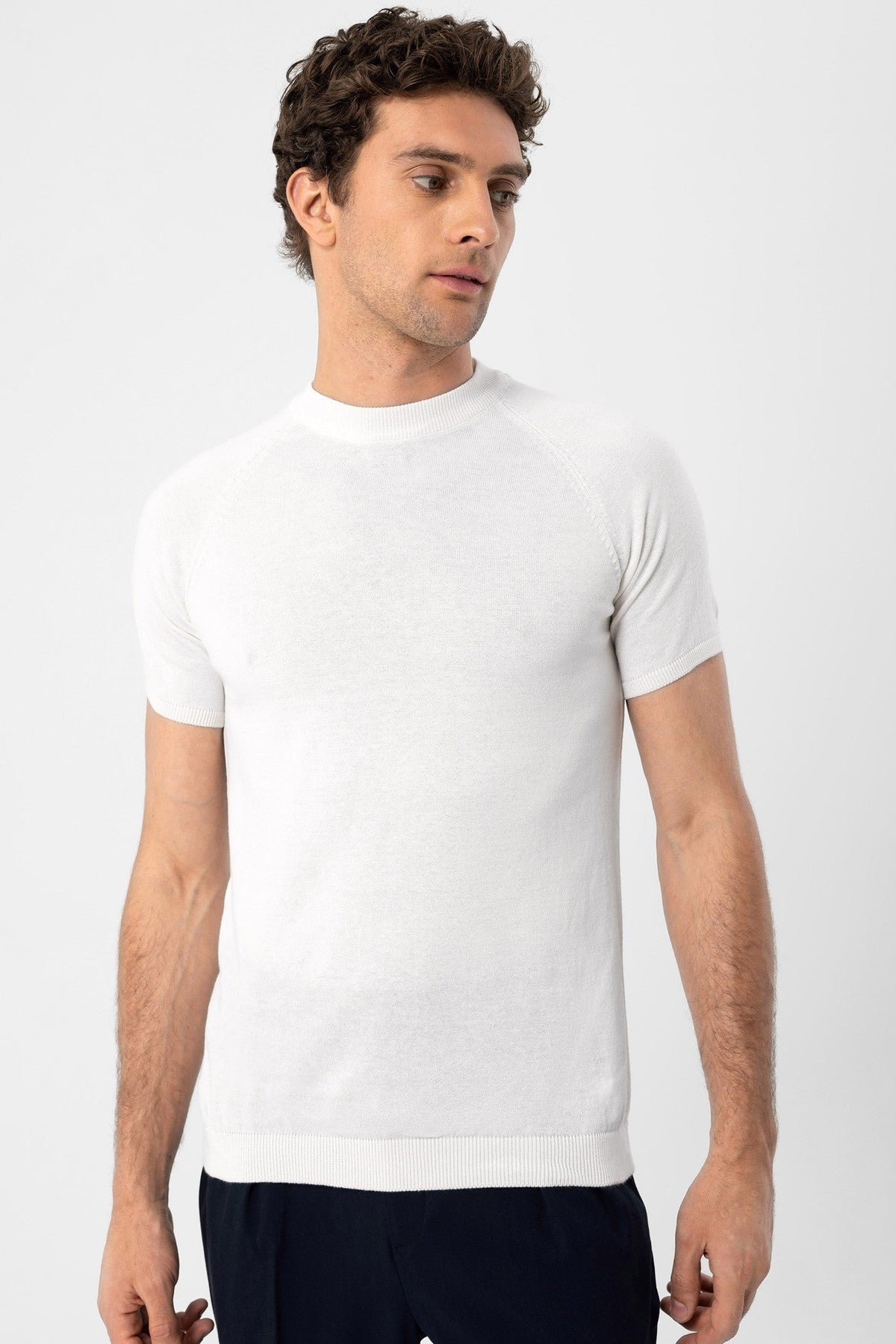 Antioch Bisiklet Yaka Triko T-Shirt