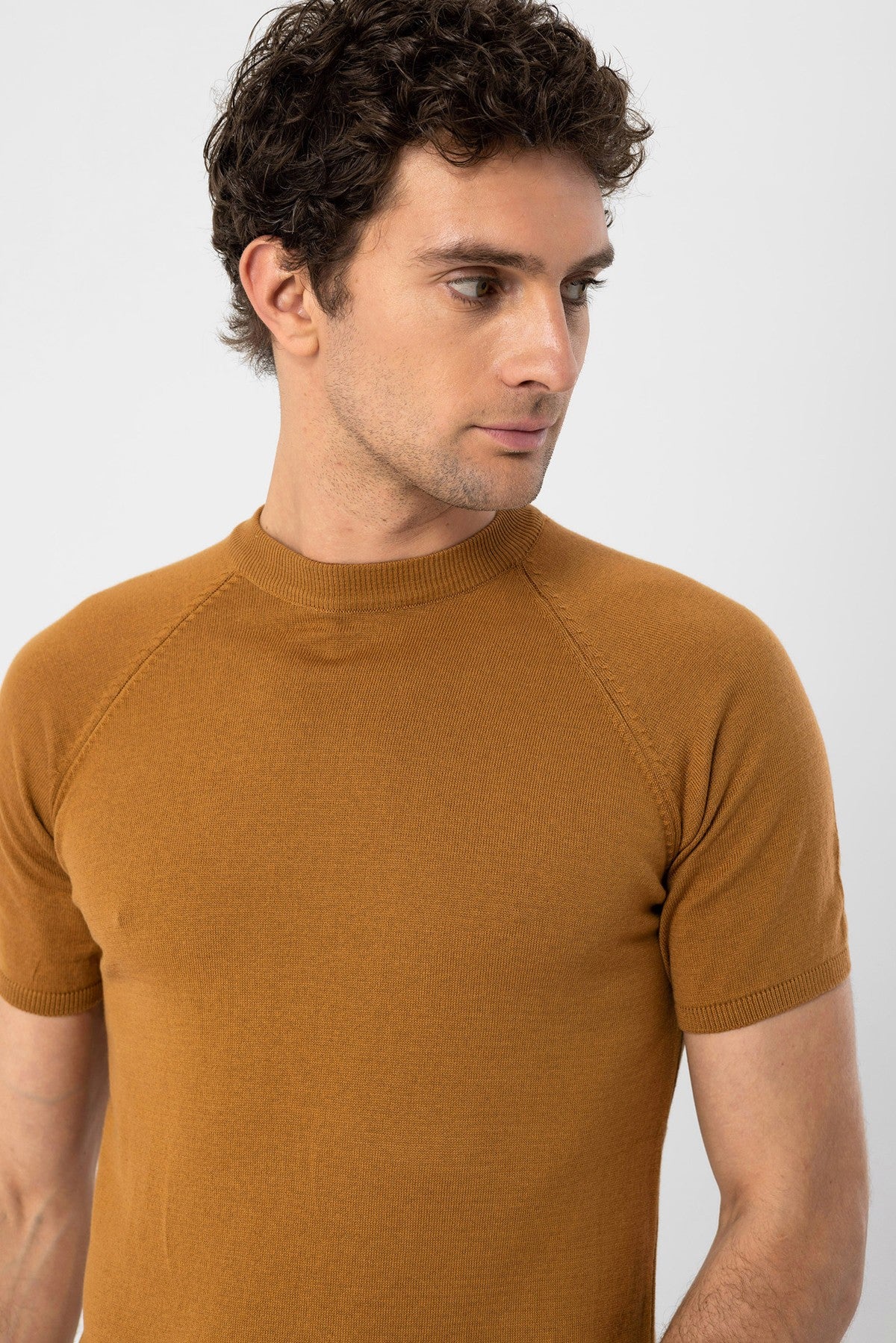 Antioch Bisiklet Yaka Triko T-Shirt