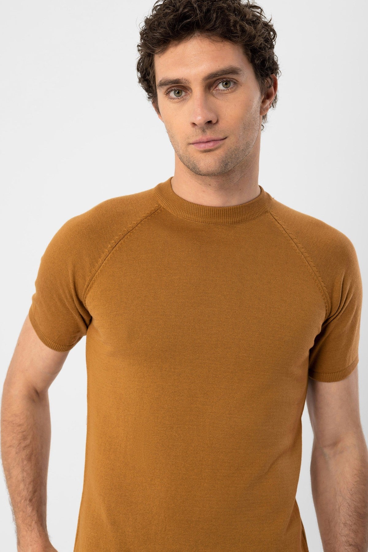 Antioch Bisiklet Yaka Triko T-Shirt