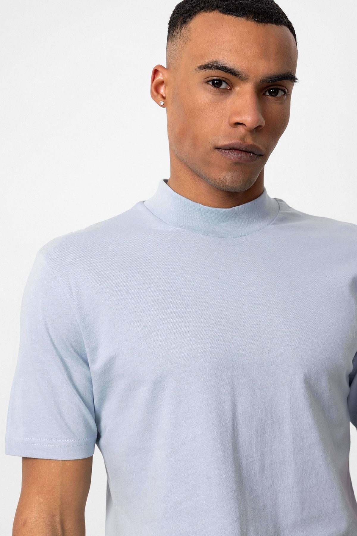 Slim Fit Basic T-Shirt