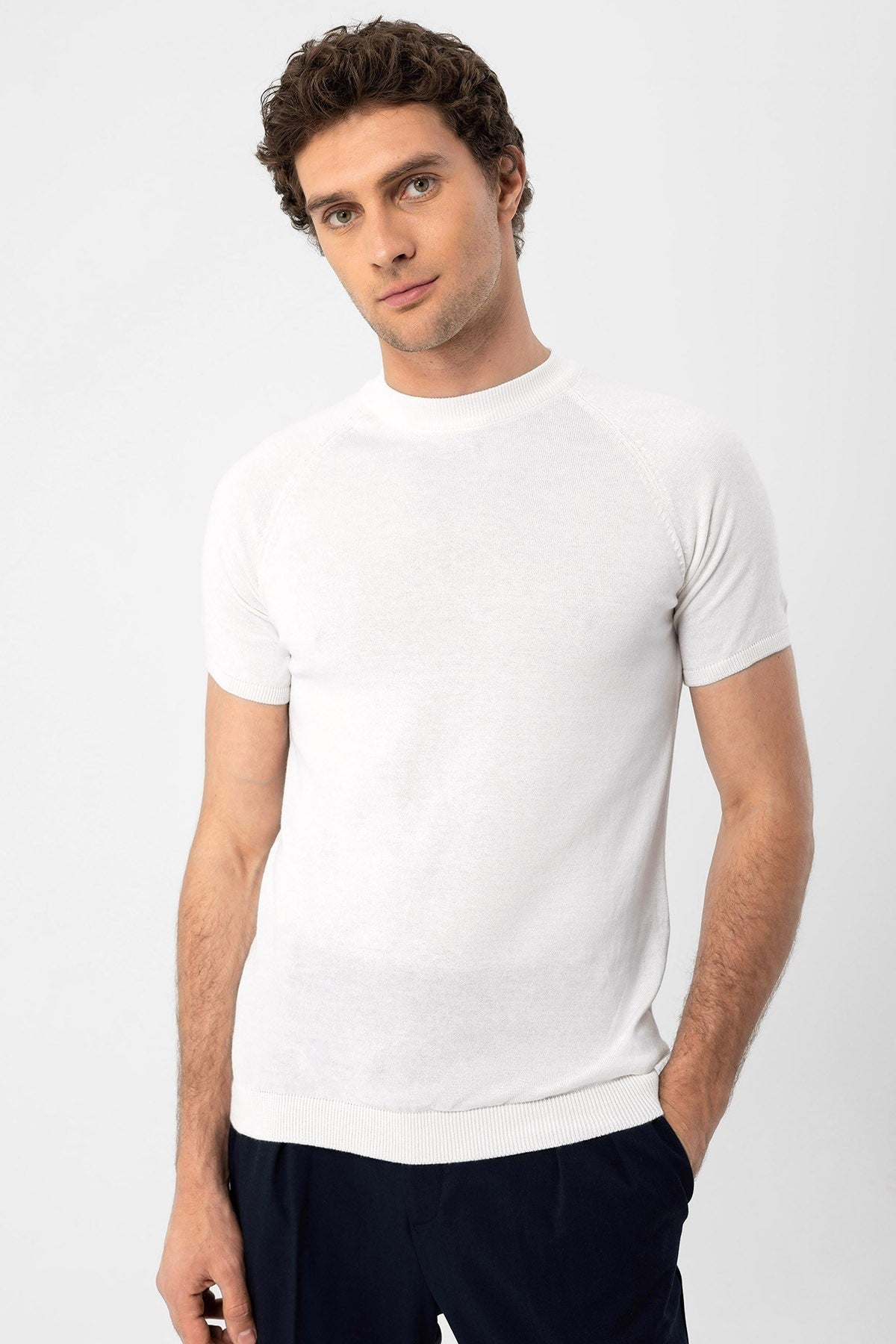 Antioch Bisiklet Yaka Slim Fit Erkek Triko T-Shirt
