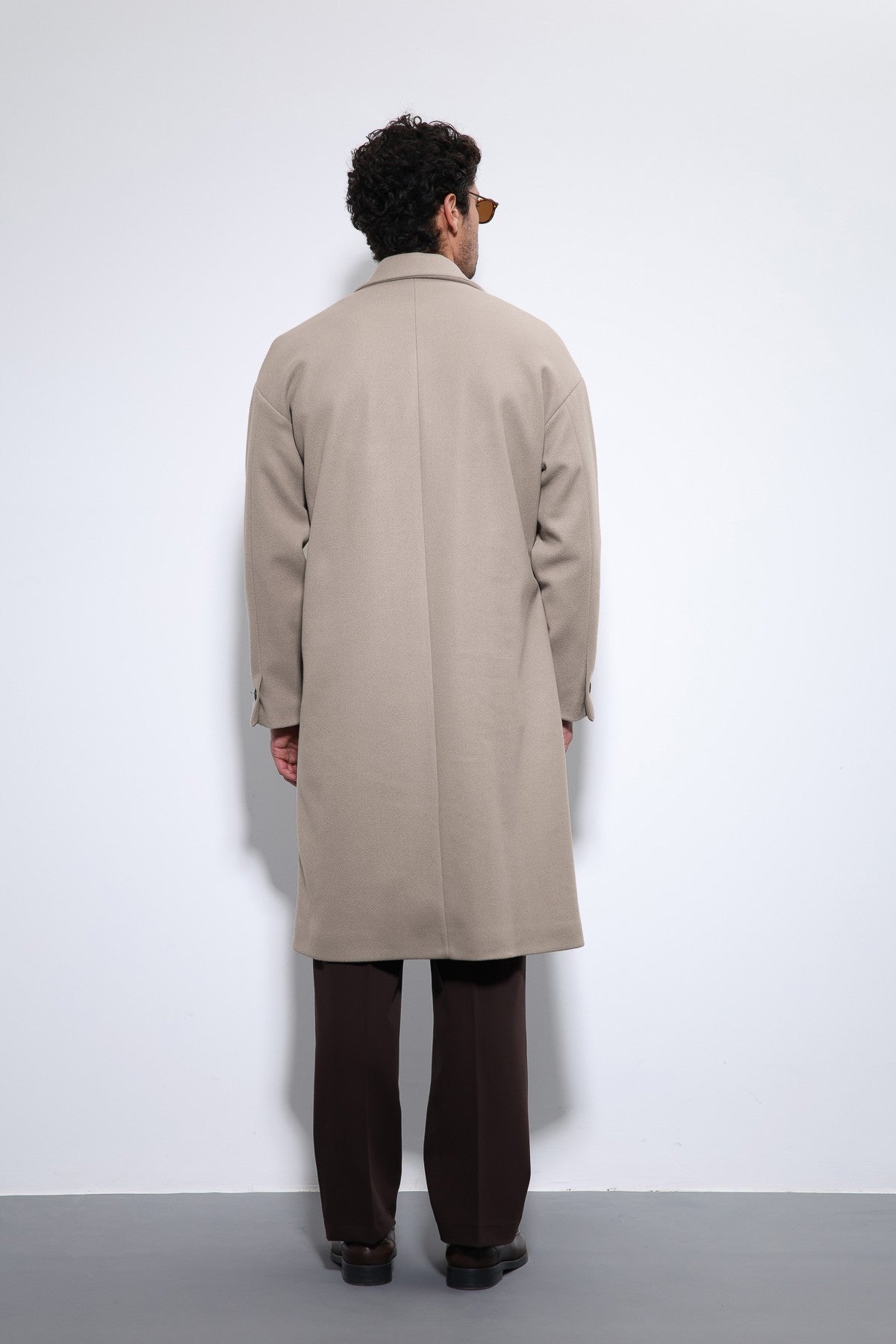 Kuşaklı Oversize Erkek Kaban