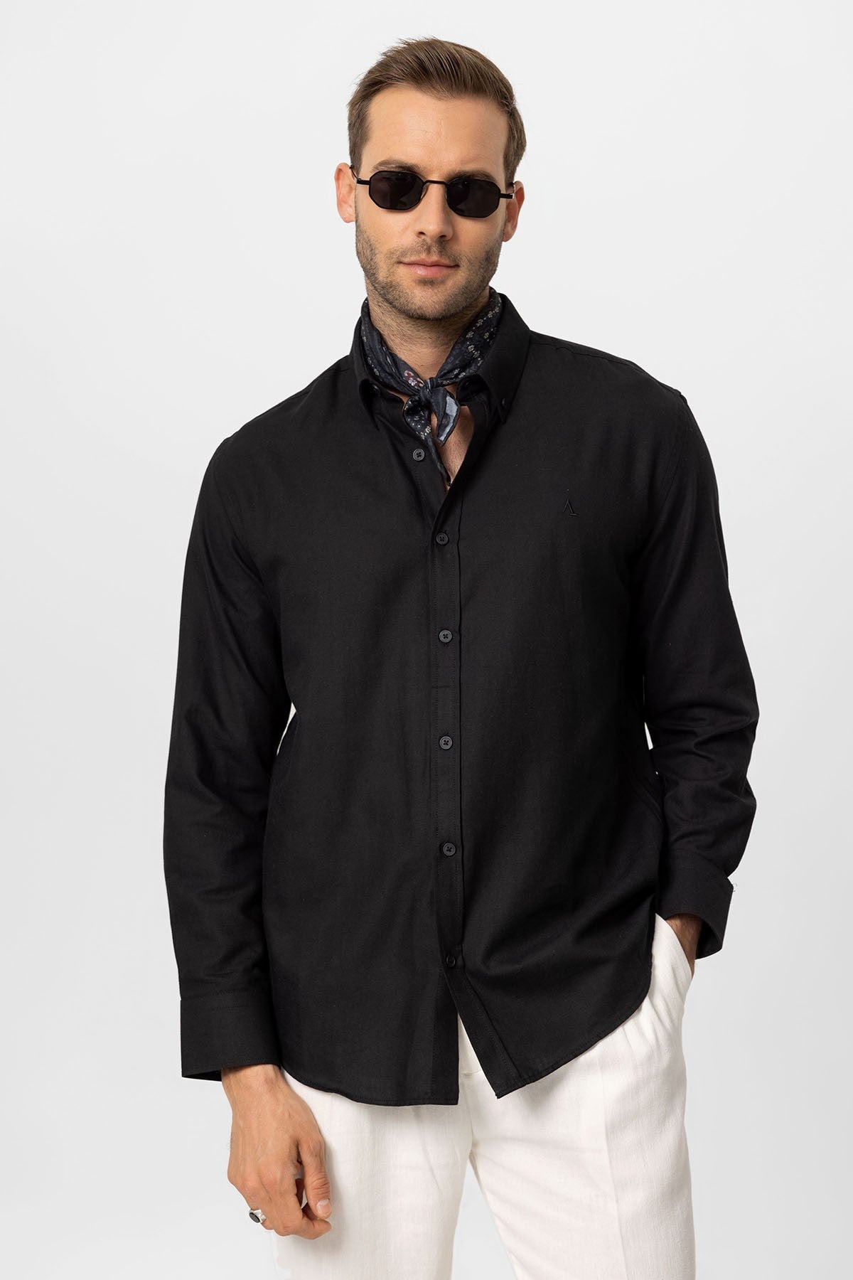 Antioch Yaka Düğmeli Slim Fit Erkek Gömlek