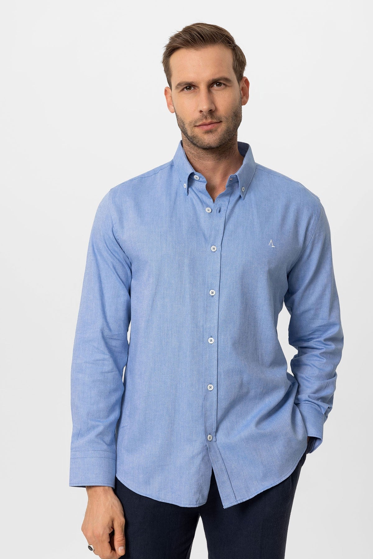 Antioch Yaka Düğmeli Slim Fit Erkek Gömlek