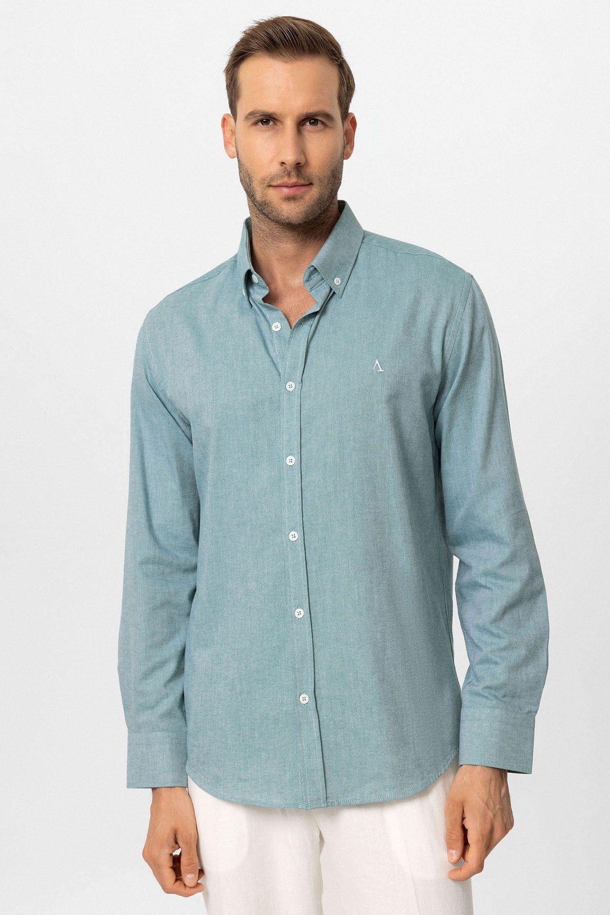 Antioch Yaka Düğmeli Slim Fit Erkek Gömlek