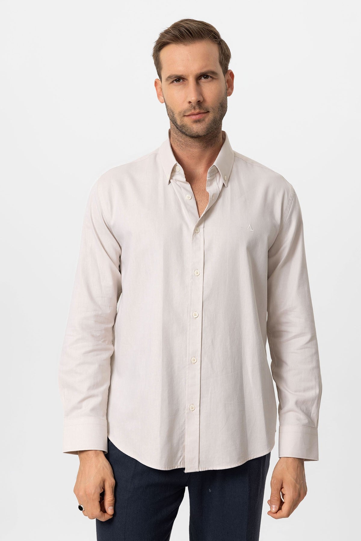 Antioch Yaka Düğmeli Slim Fit Erkek Gömlek