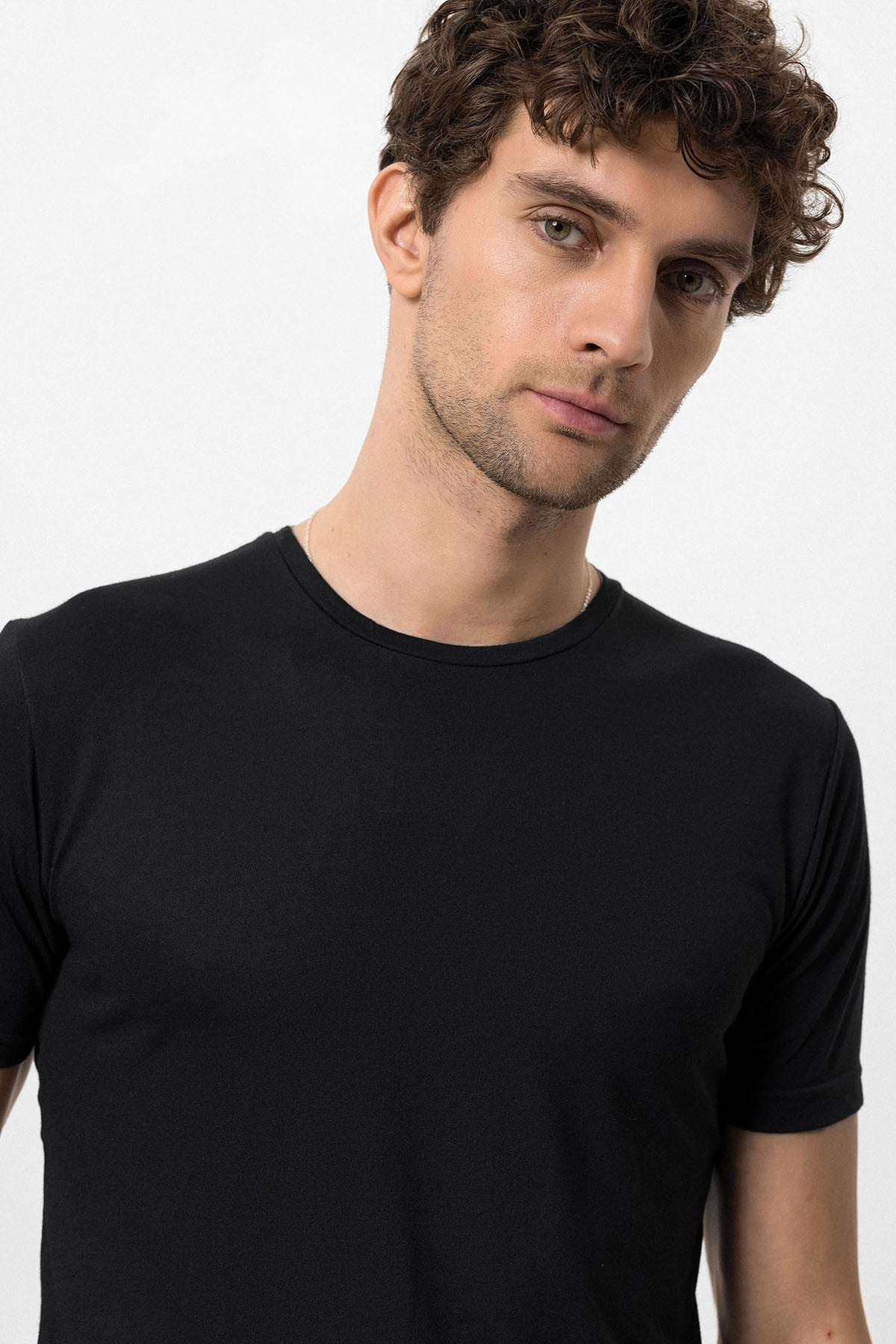 Antioch Bisiklet Yaka Slim Fit Erkek T-Shirt