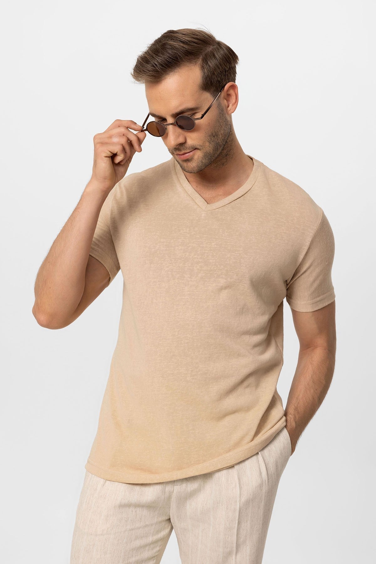 Antioch V Yaka Basic Erkek T-Shirt