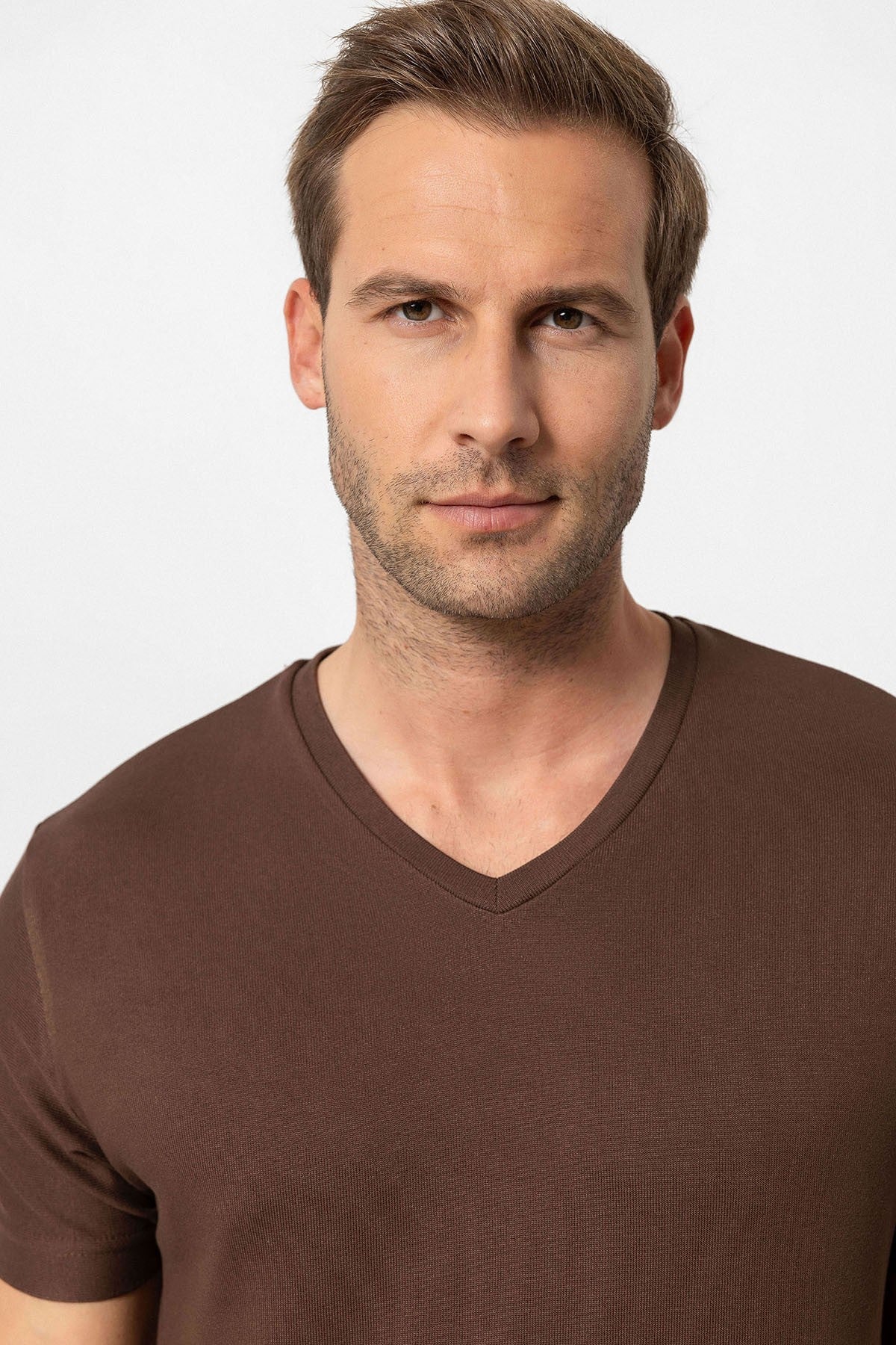 Antioch Basic V Yaka Erkek T-Shirt