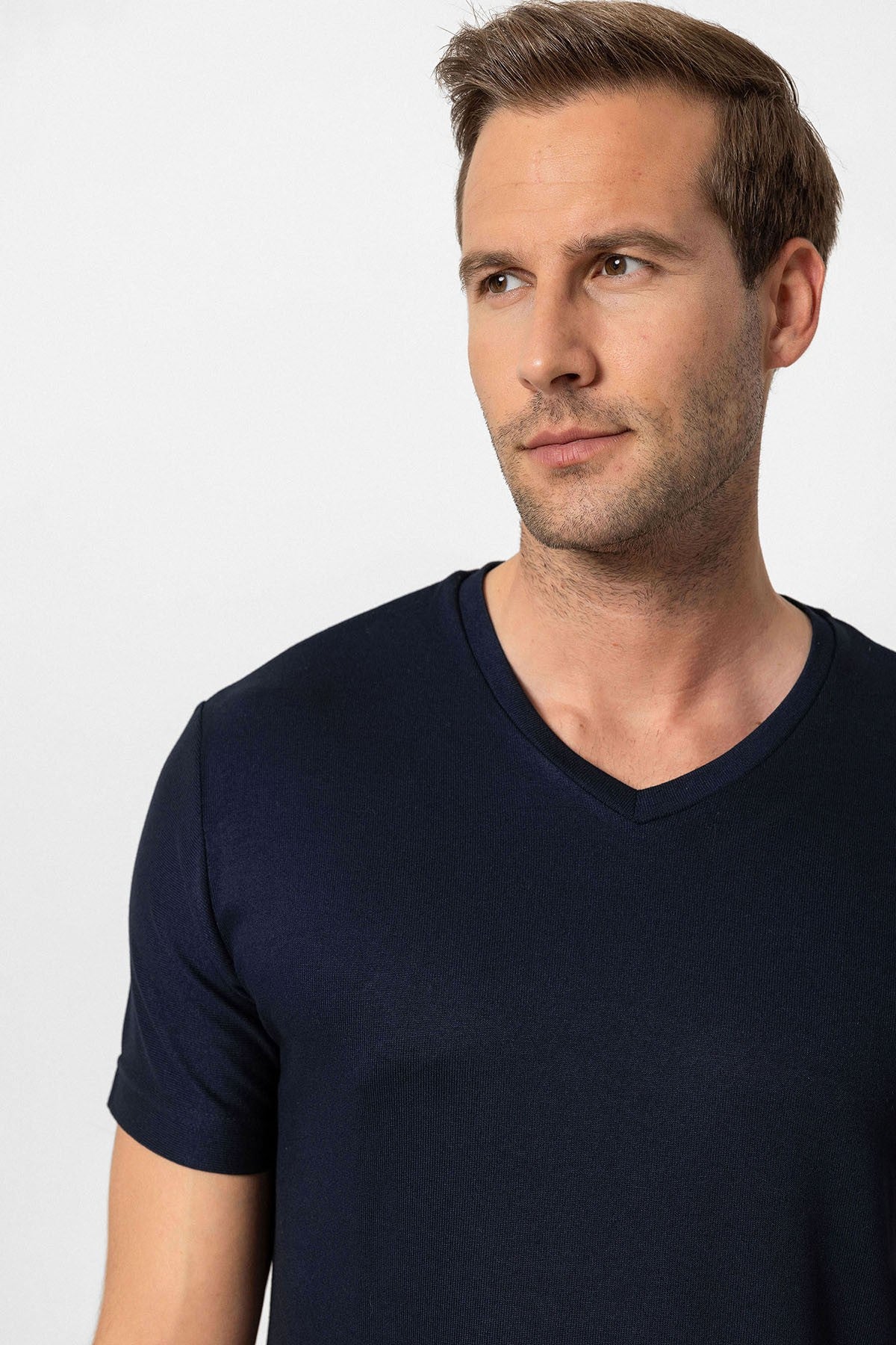 Antioch Basic V Yaka Erkek T-Shirt