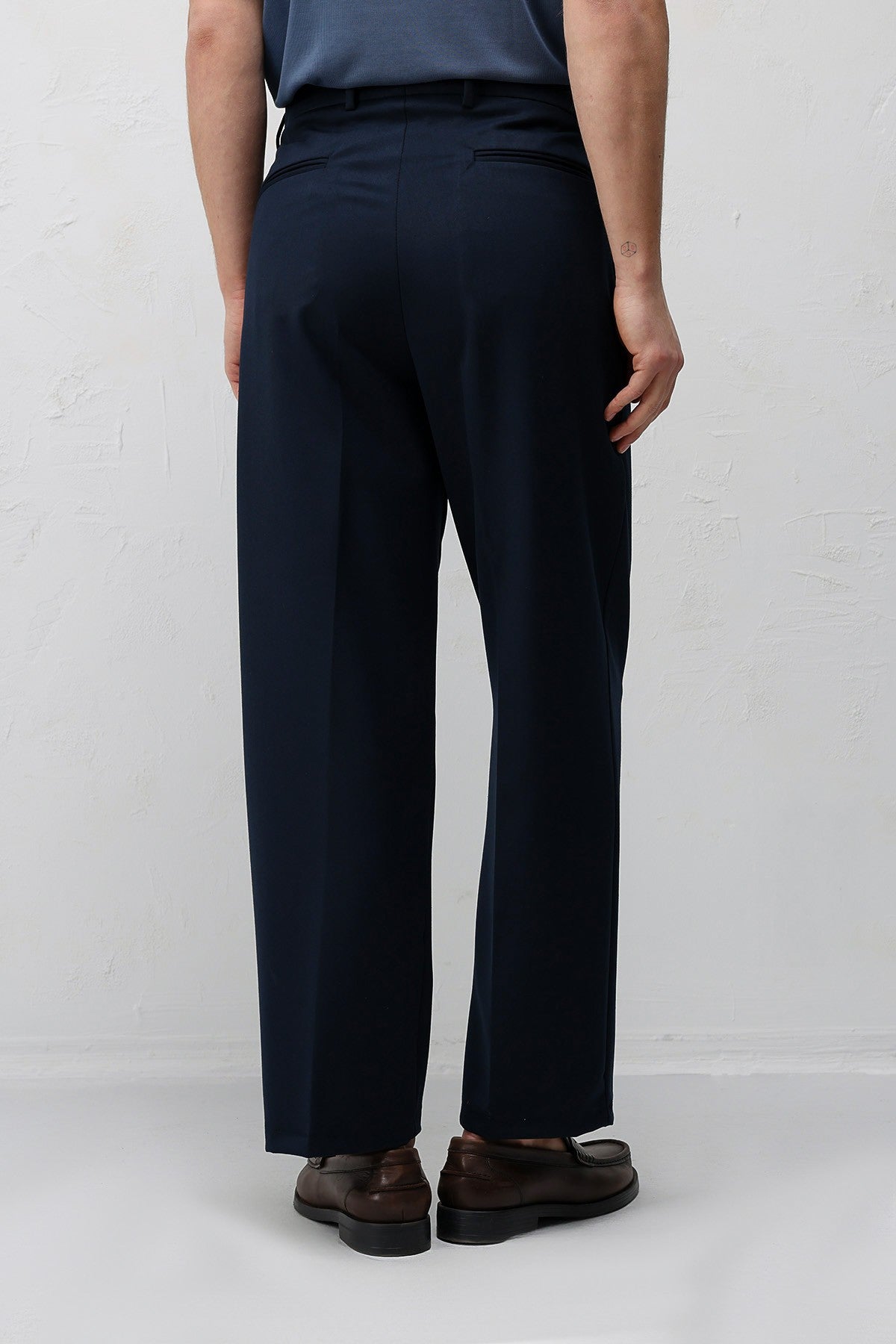 Relax Fit Pilili Erkek Pantolon