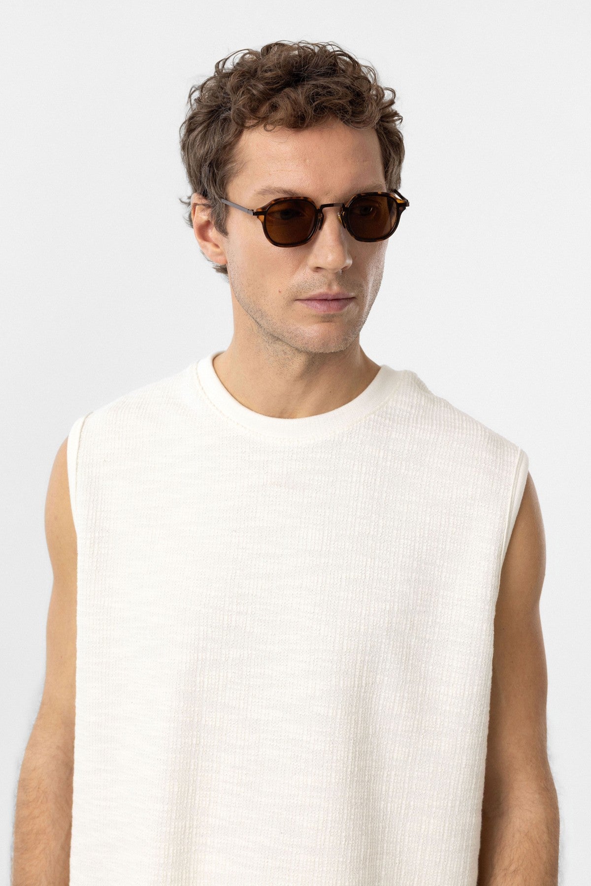 Antioch Regular Fit Dokulu Erkek Kolsuz T-Shirt