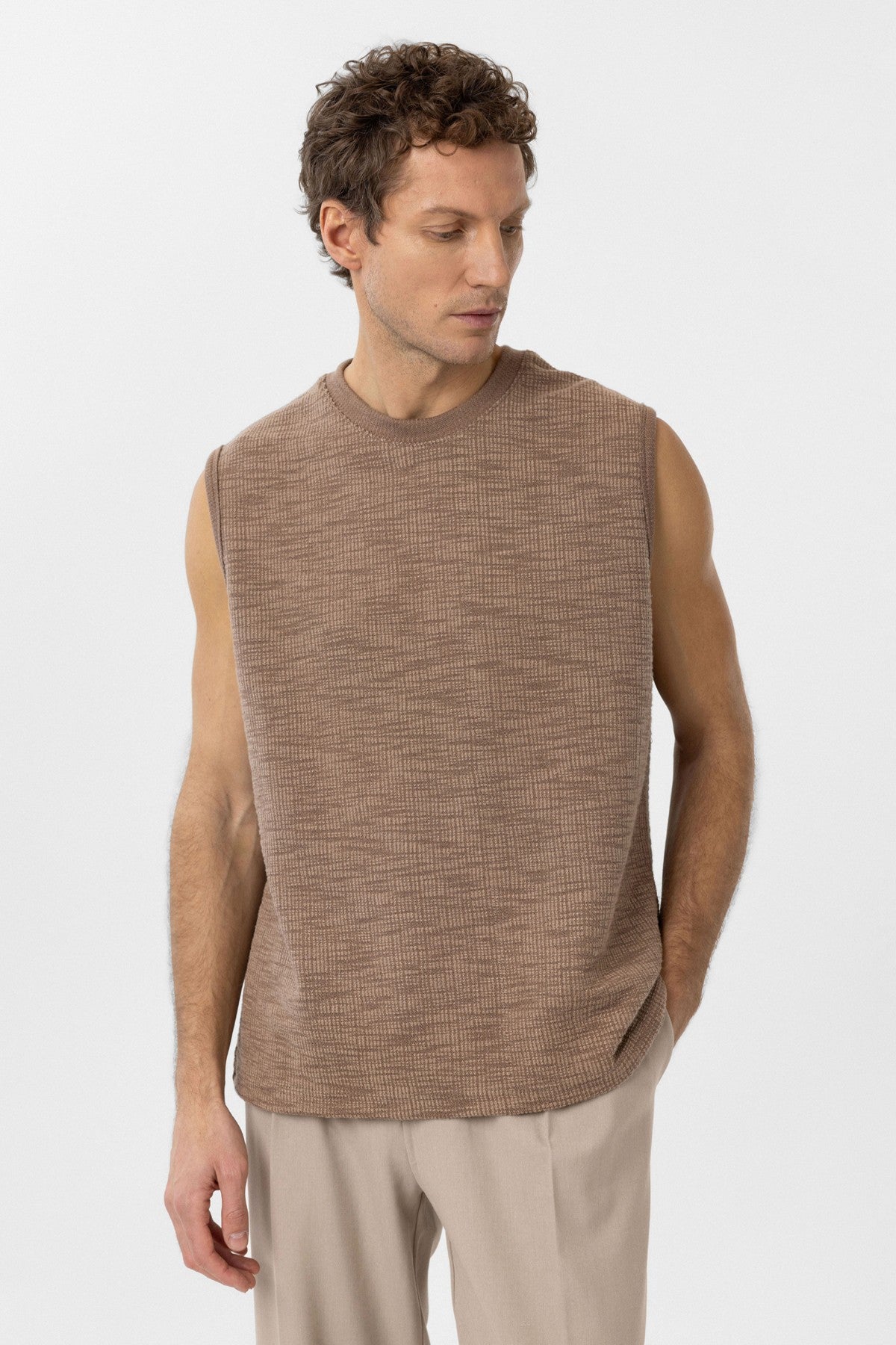 Antioch Regular Fit Dokulu Erkek Kolsuz T-Shirt