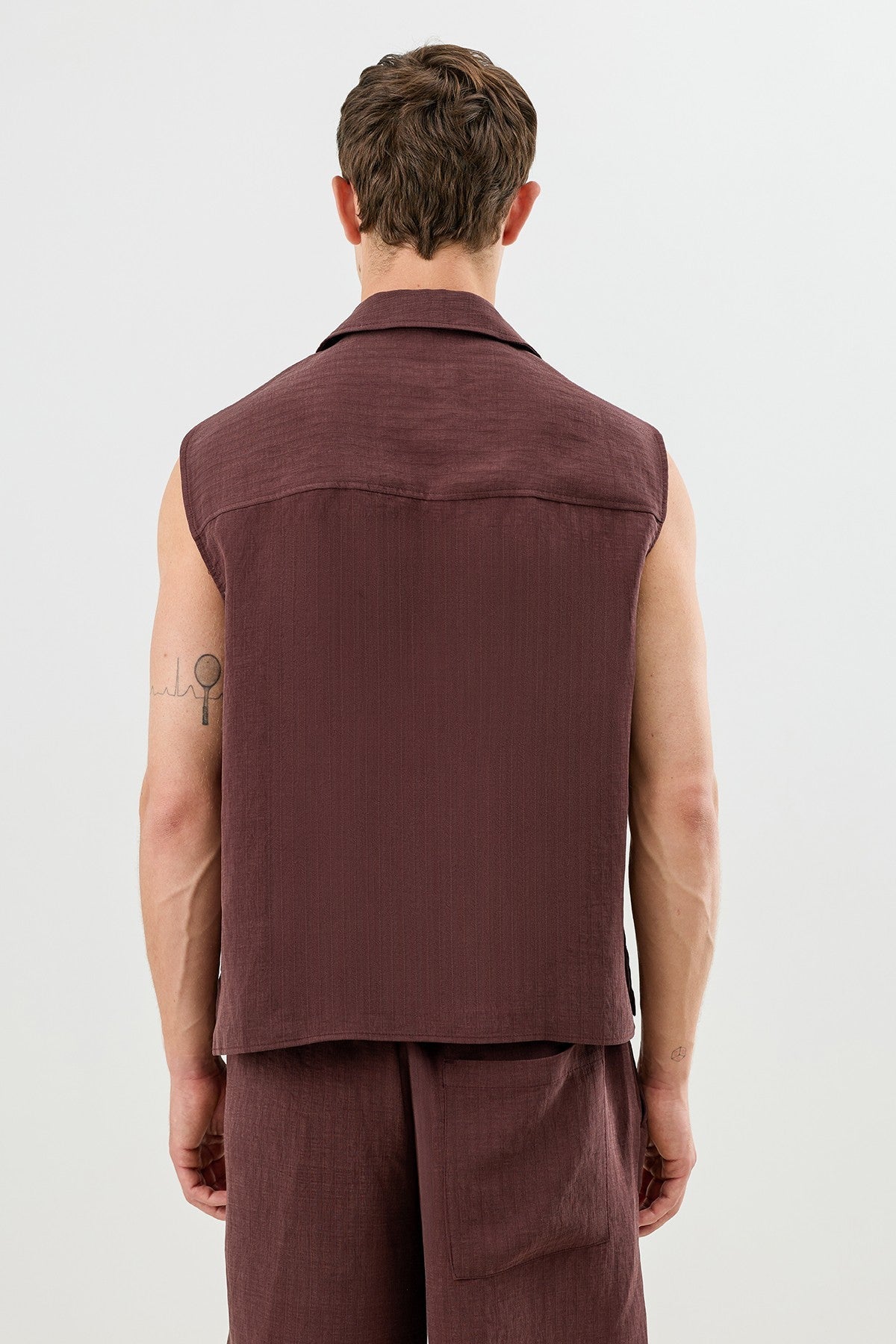 Lyocell Karışımlı Crop Fit Kolsuz Erkek Gömlek