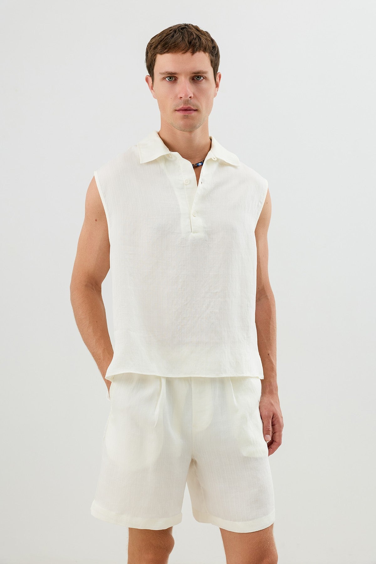 Lyocell Karışımlı Crop Fit Kolsuz Erkek Gömlek