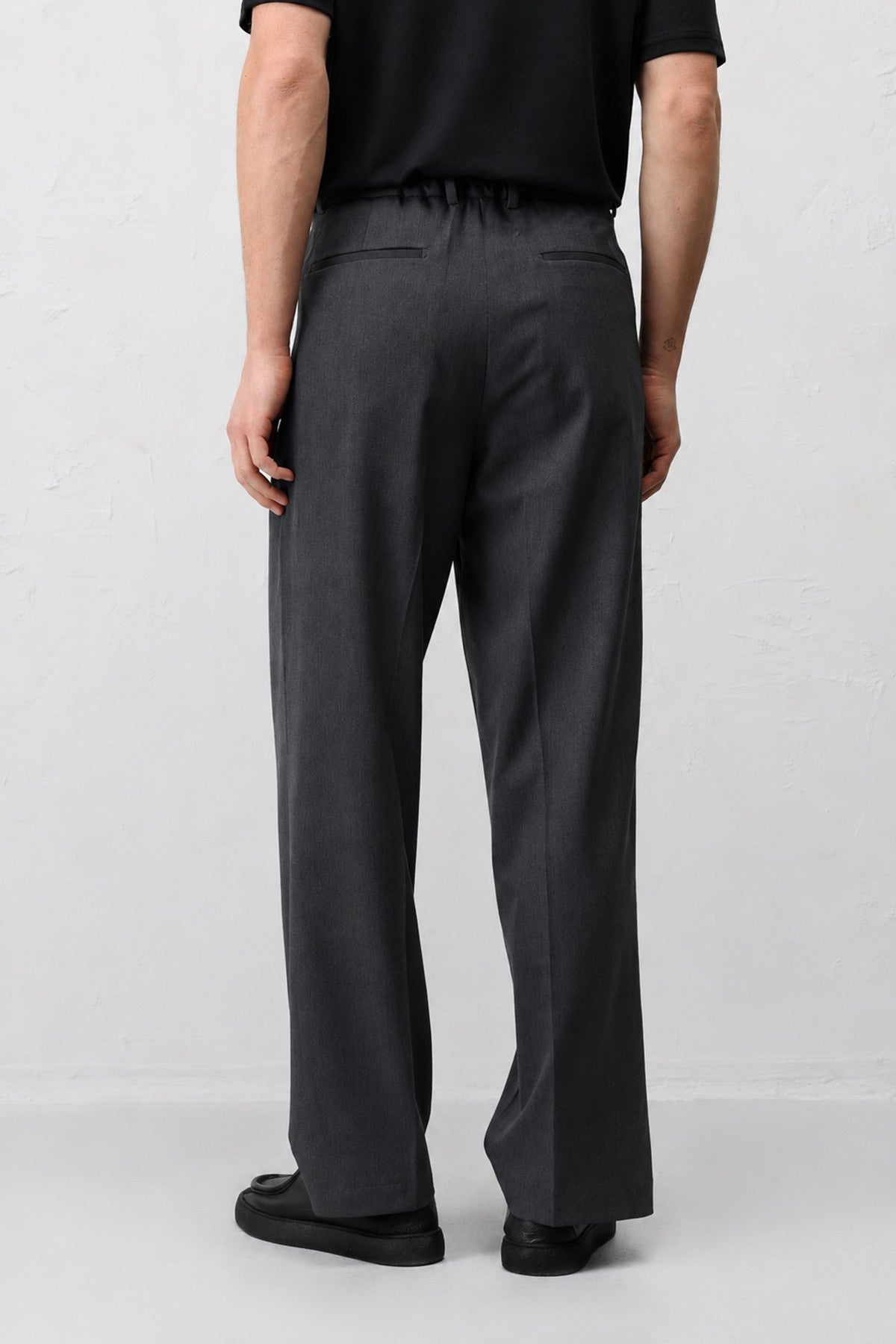 Relaxed Fit Erkek Pantolon
