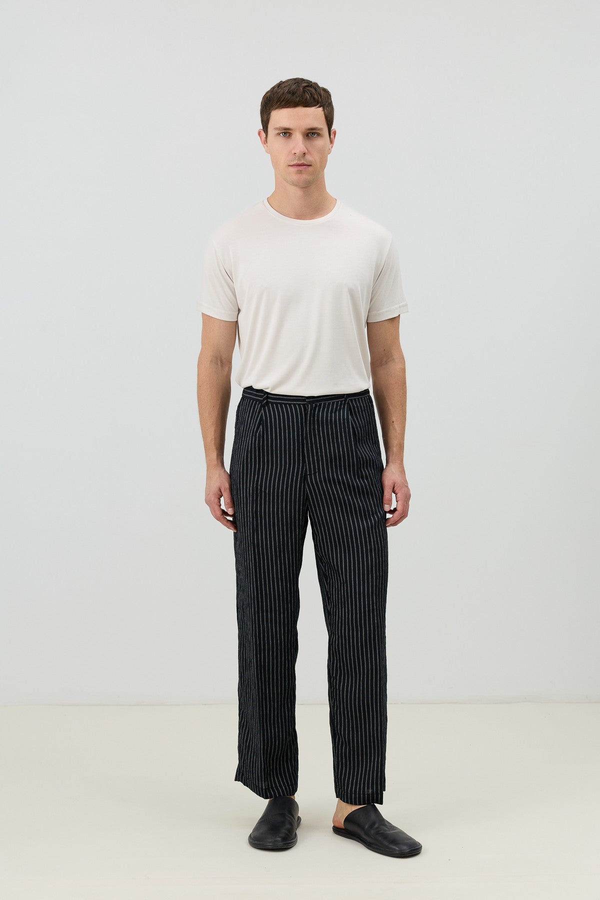 Modal Karışımlı Çizgili Relaxed Erkek Pantolon