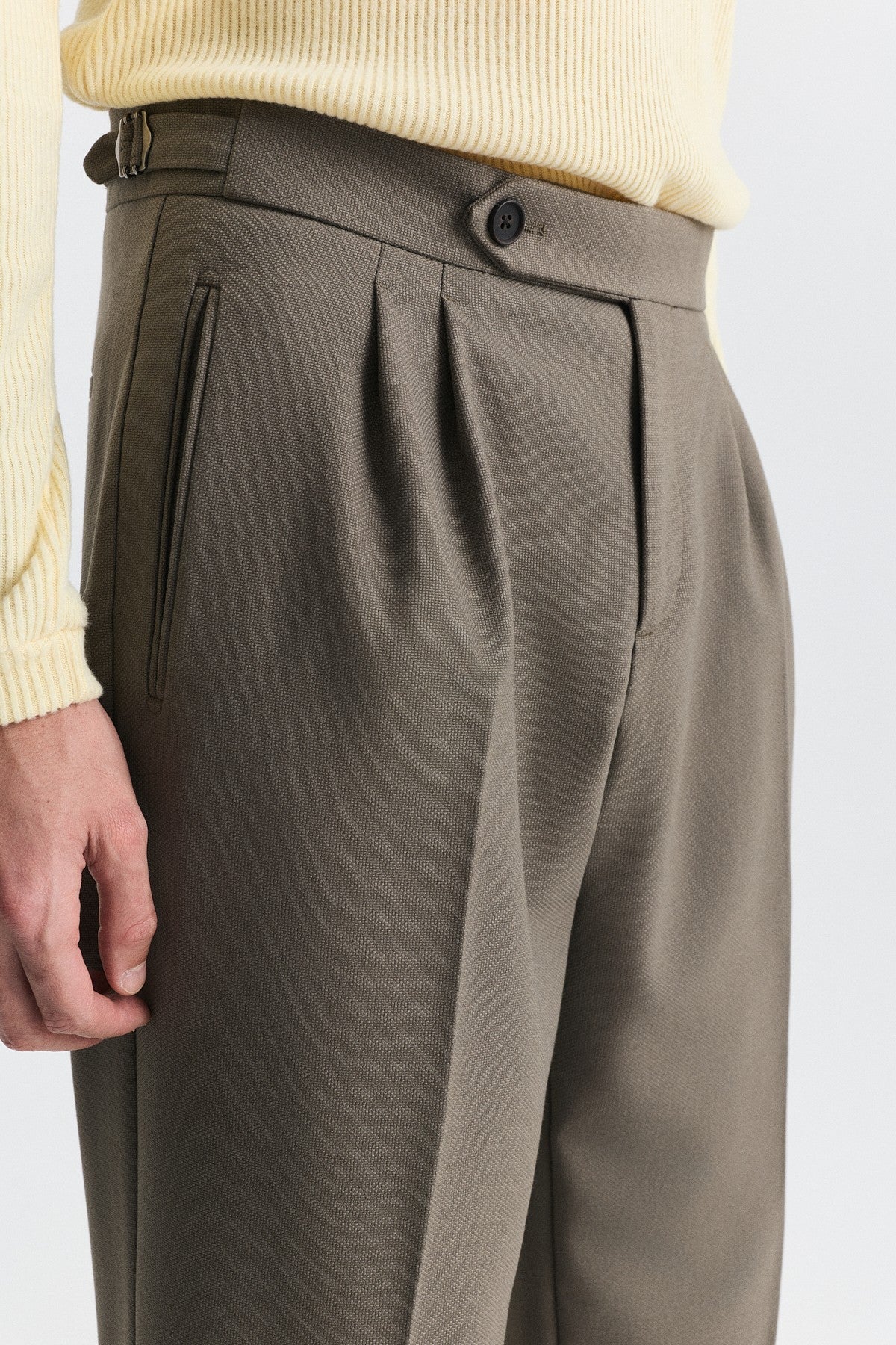 Tapered Fit Çift Pileli Pantolon