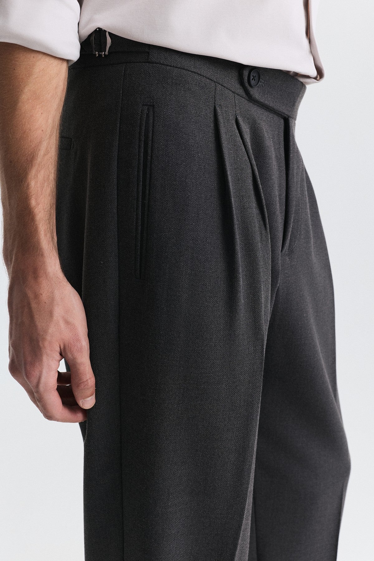 Tapered Fit Çift Pileli Pantolon