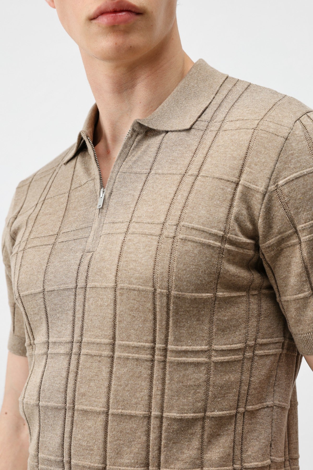 Kareli Desenli Erkek Triko T-Shirt