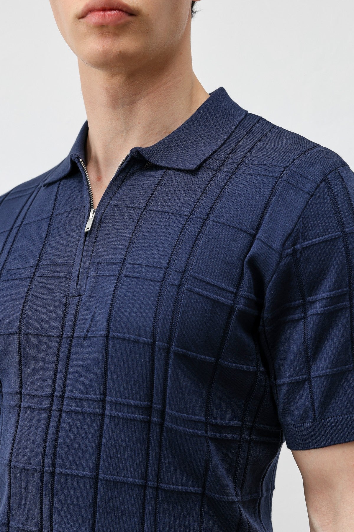 Kareli Desenli Erkek Triko T-Shirt
