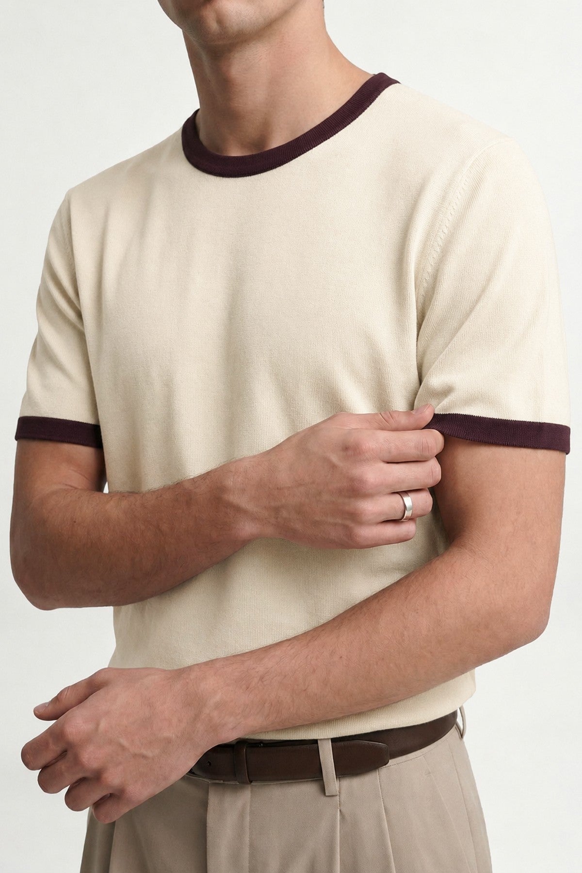 Kontrast Yaka Erkek T-Shirt