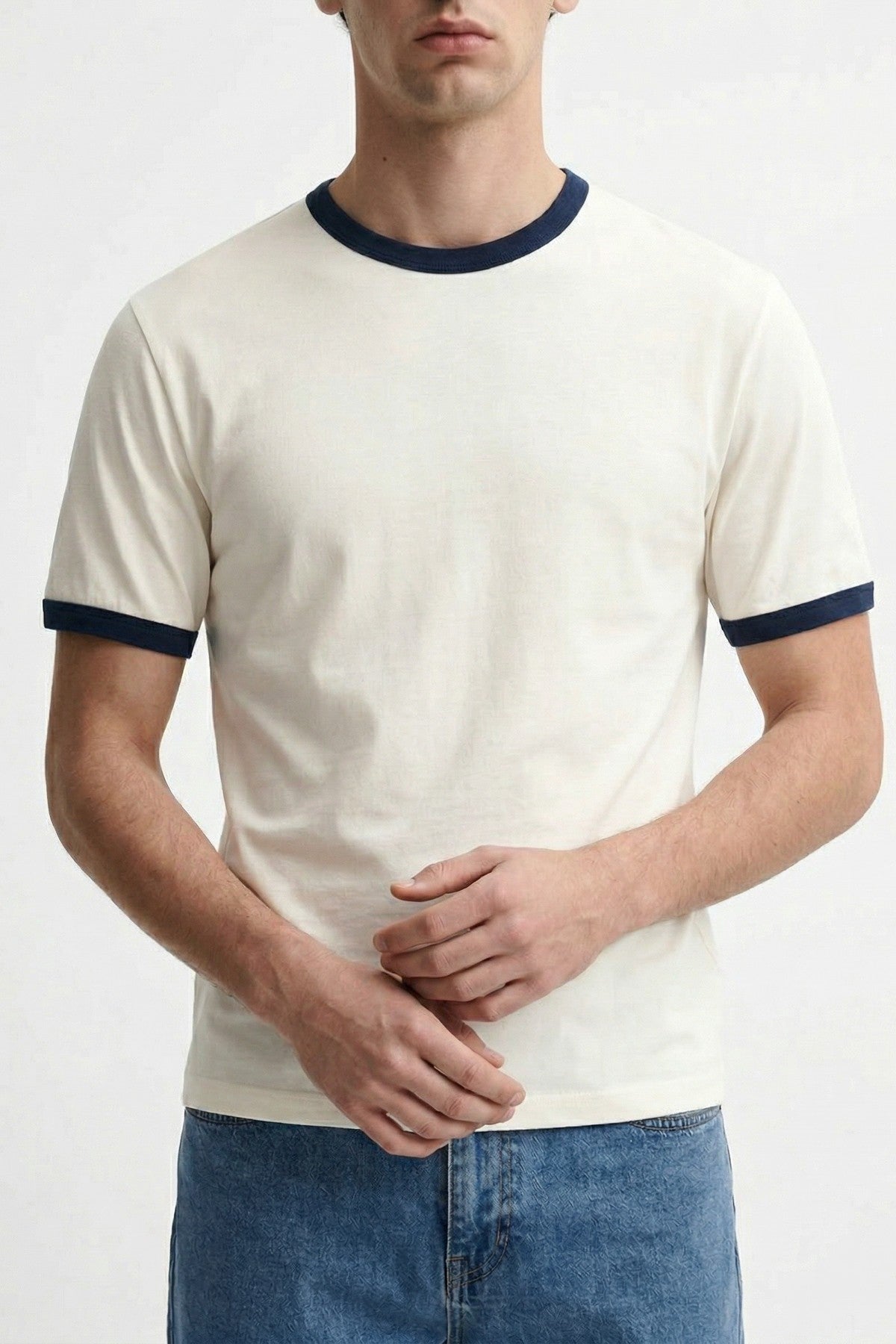 Kontrast Yaka Erkek T-Shirt