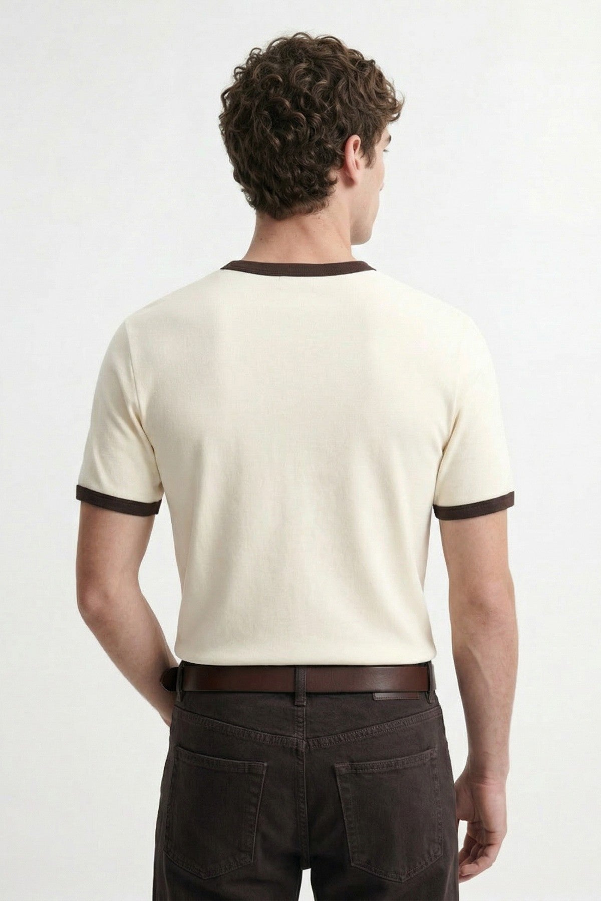 Kontrast Yaka Erkek T-Shirt