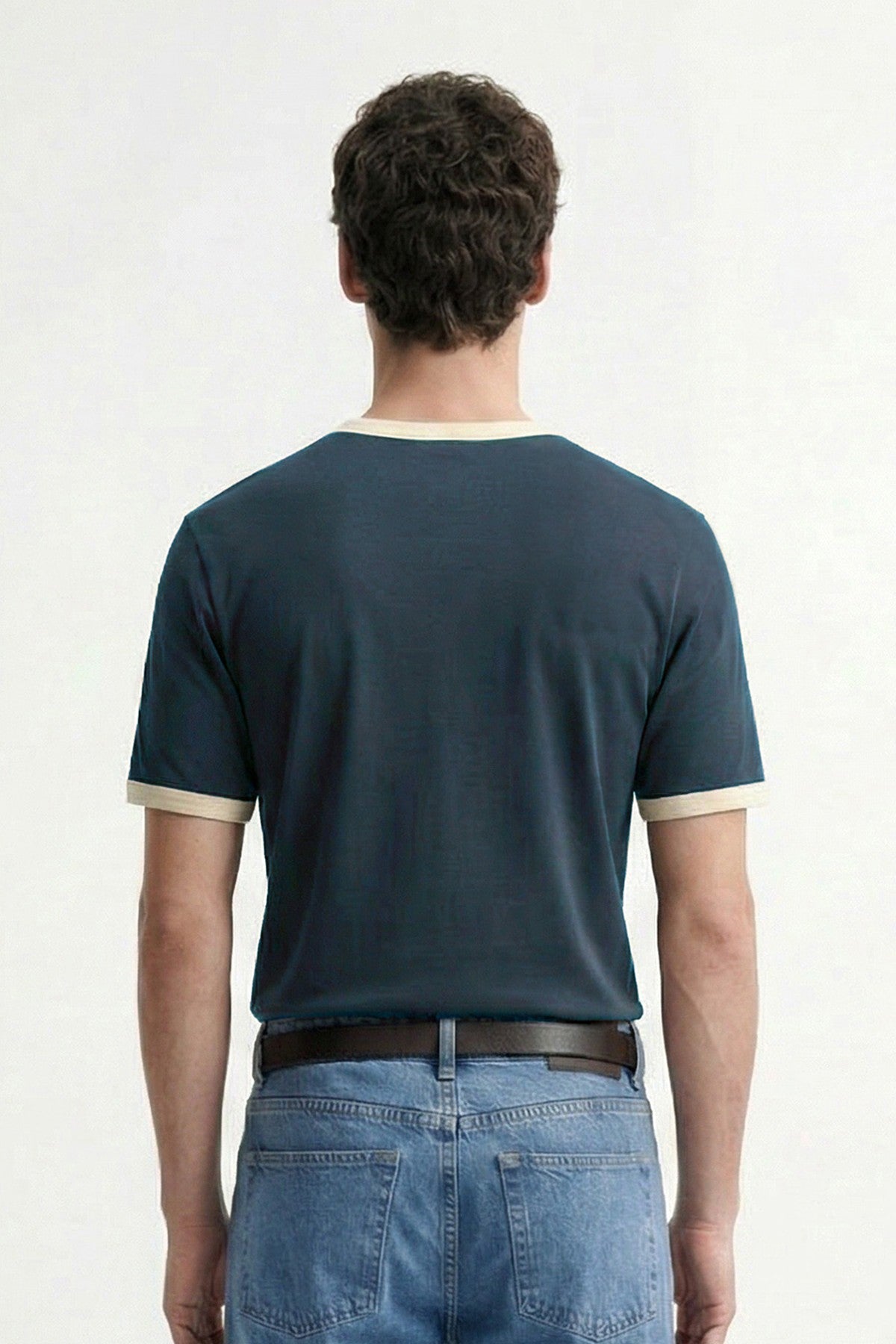 Kontrast Yaka Erkek T-Shirt