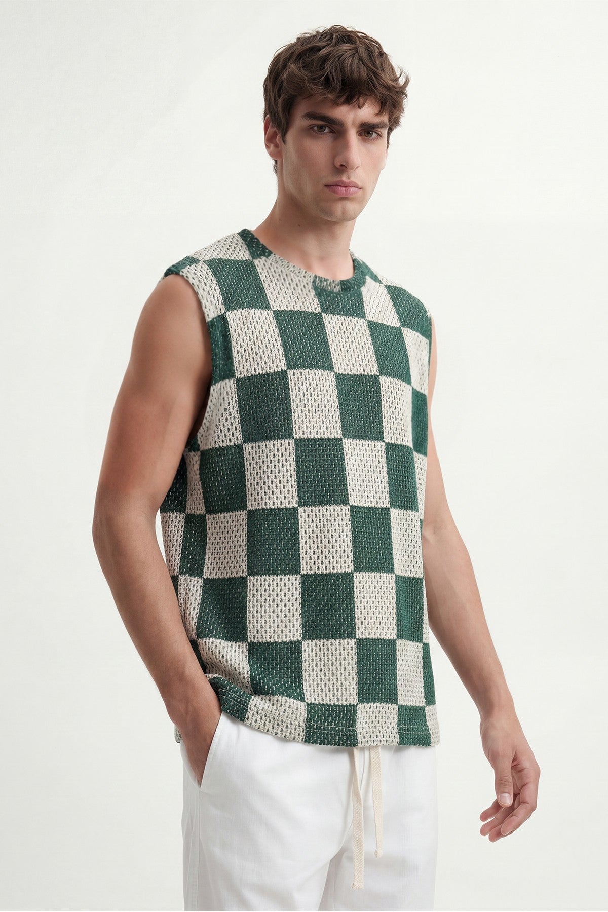 Kareli Kolsuz T-Shirt