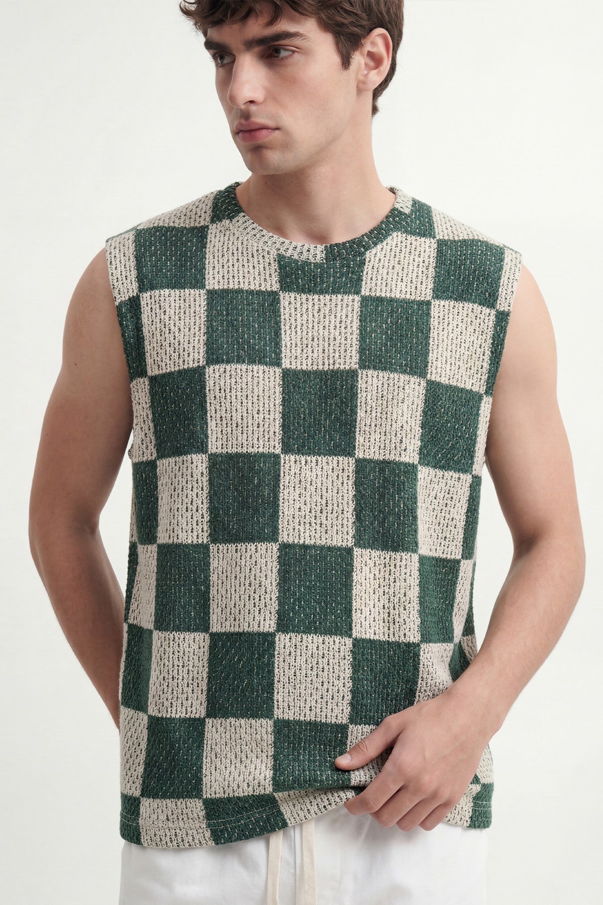 Kareli Kolsuz T-Shirt