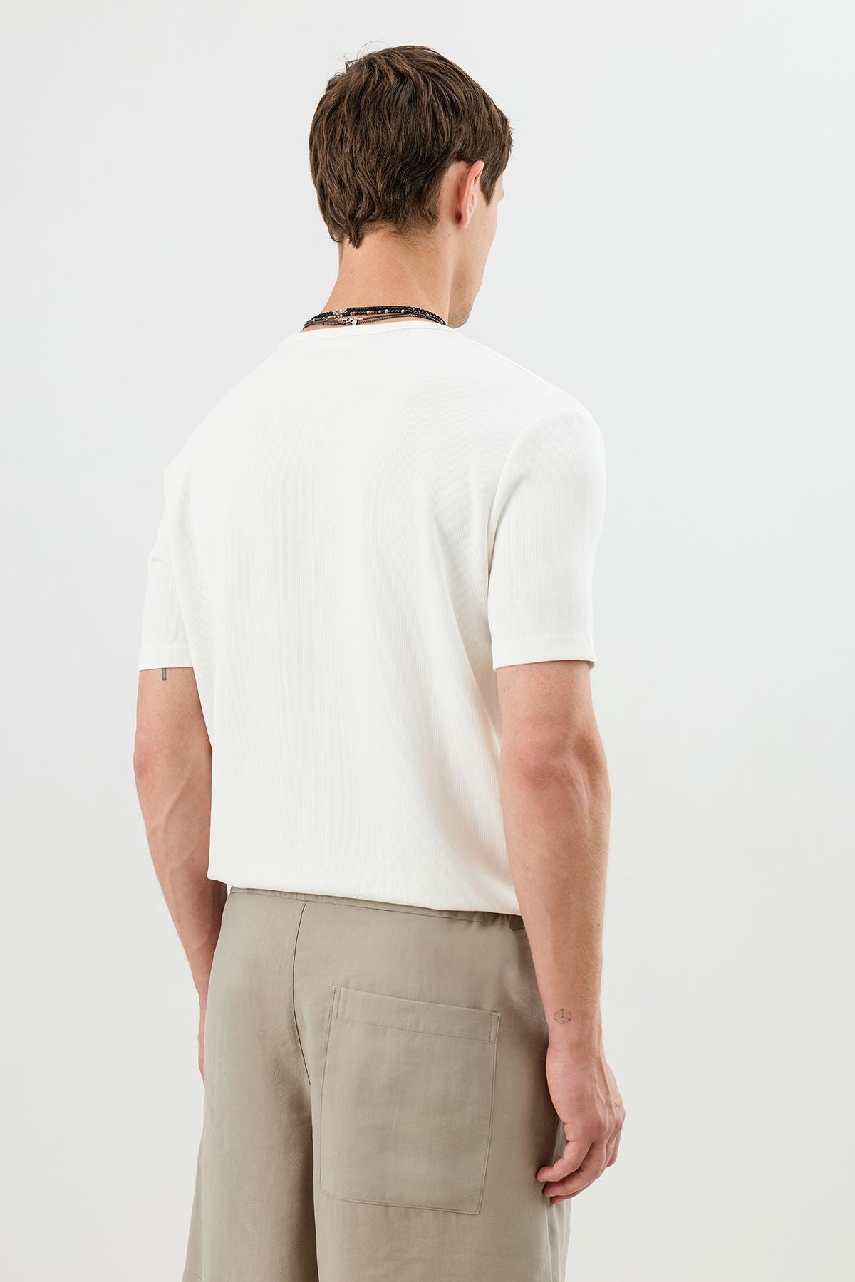 Pamuklu Düğmeli Yaka T-shirt