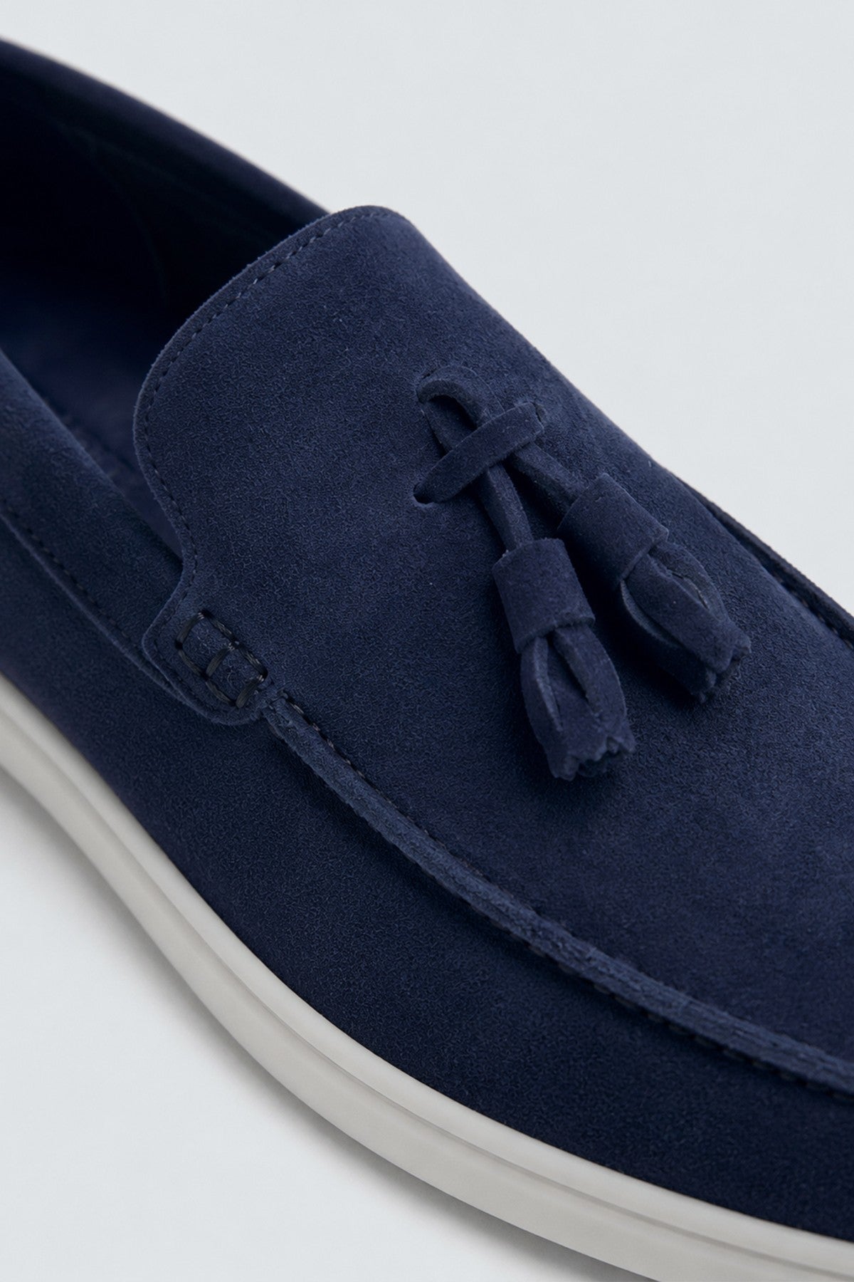 Püsküllü %100 Süet Loafer